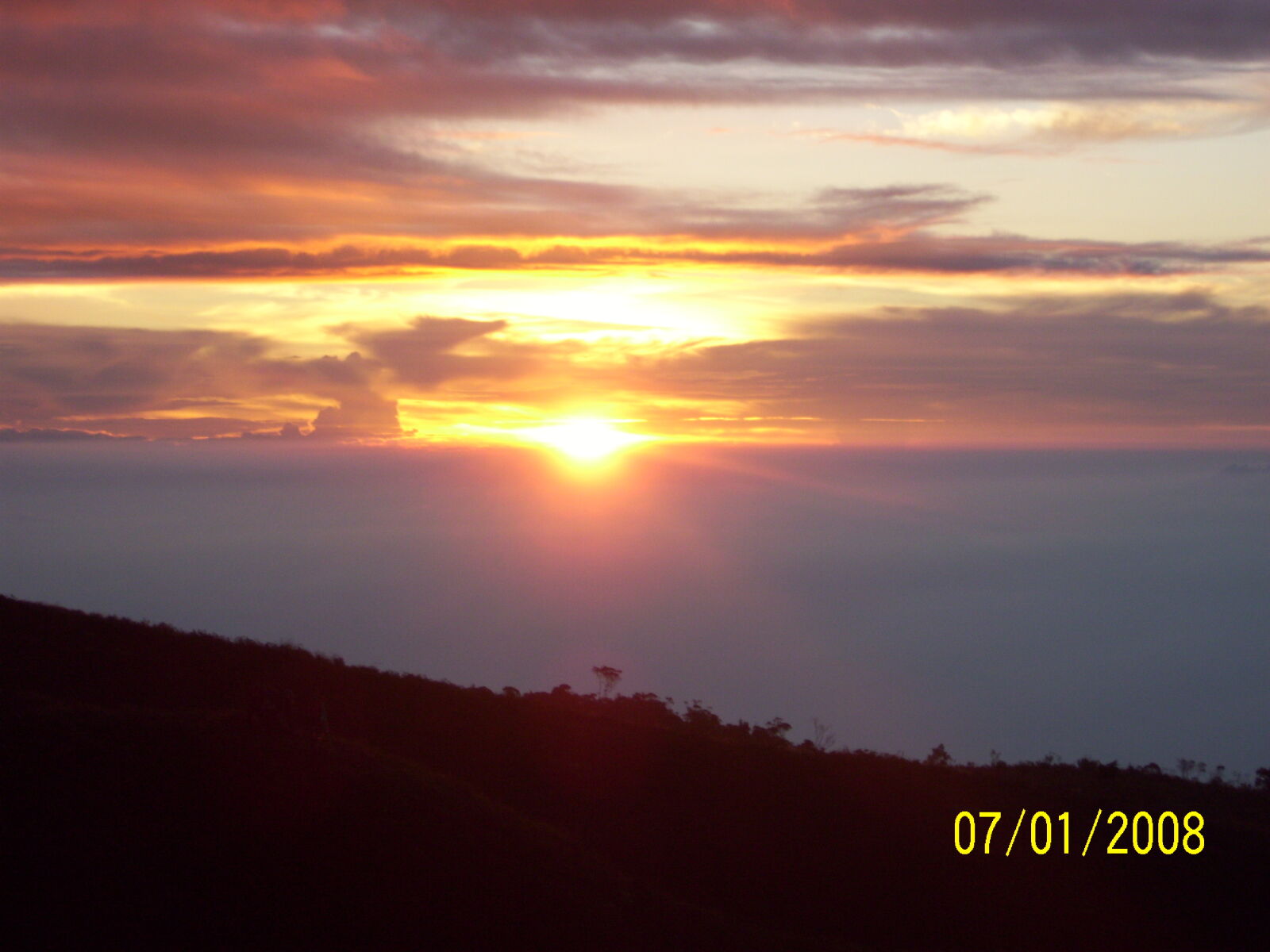 Kodak EASYSHARE M893 IS DIGITAL CAMERA sample photo. Mountain, hiking photography