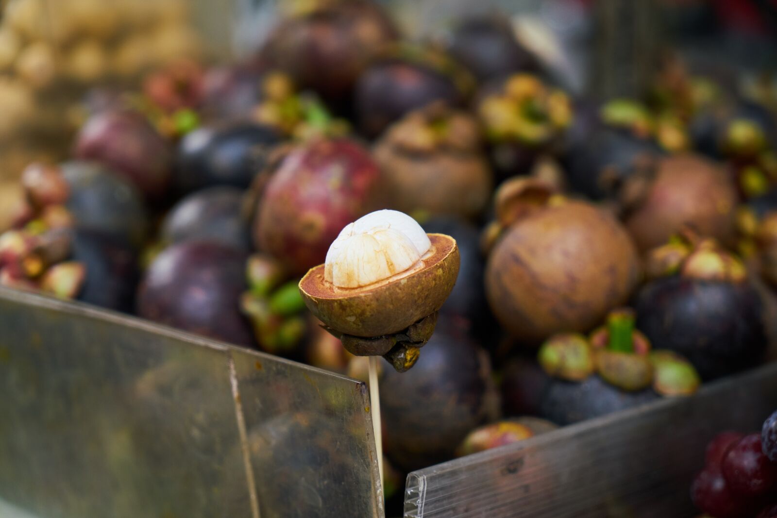 Sony a7R II sample photo. Fruit, food, no one photography