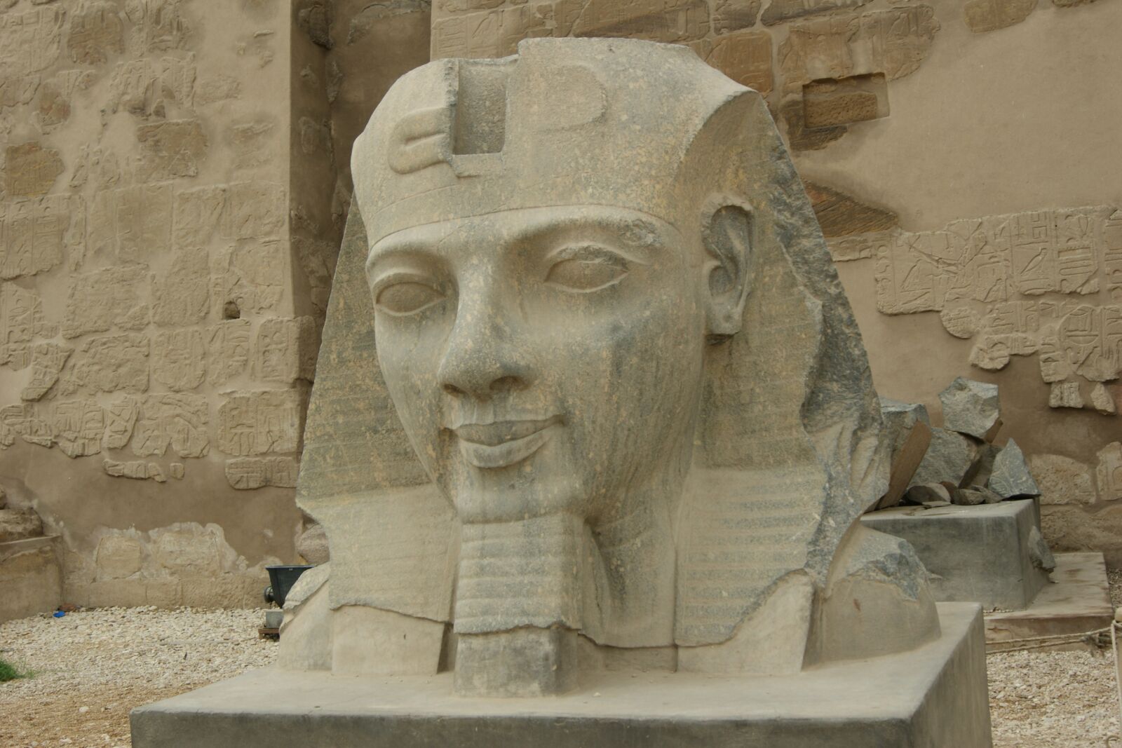 Sony Alpha DSLR-A290 sample photo. Luxor, egypt, karnak photography