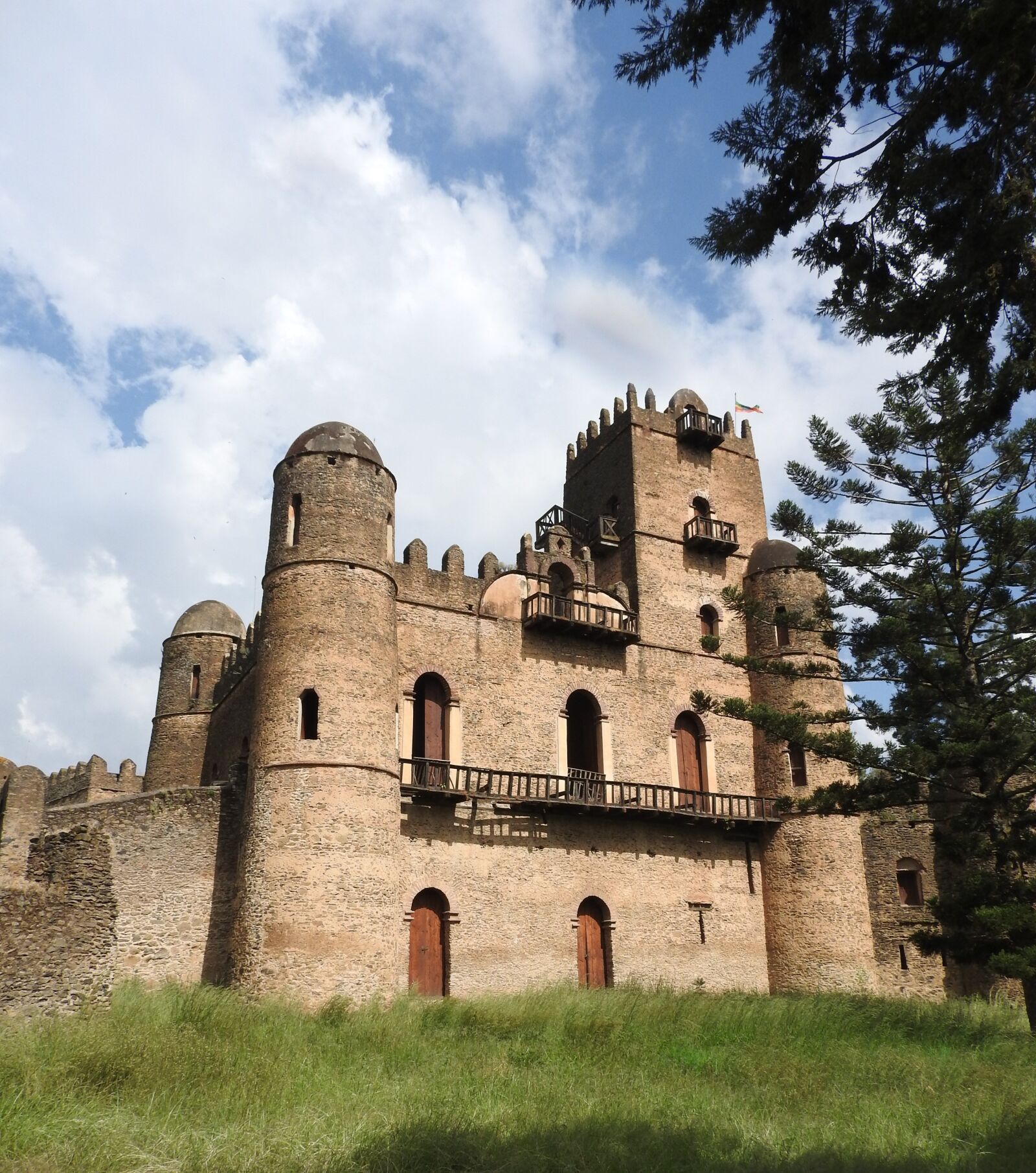 Nikon Coolpix P610 sample photo. Gondar, ethiopia, ruins photography