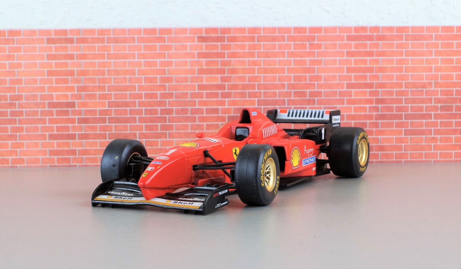 Sony DT 18-70mm F3.5-5.6 sample photo. Ferrari, f310, formula 1 photography