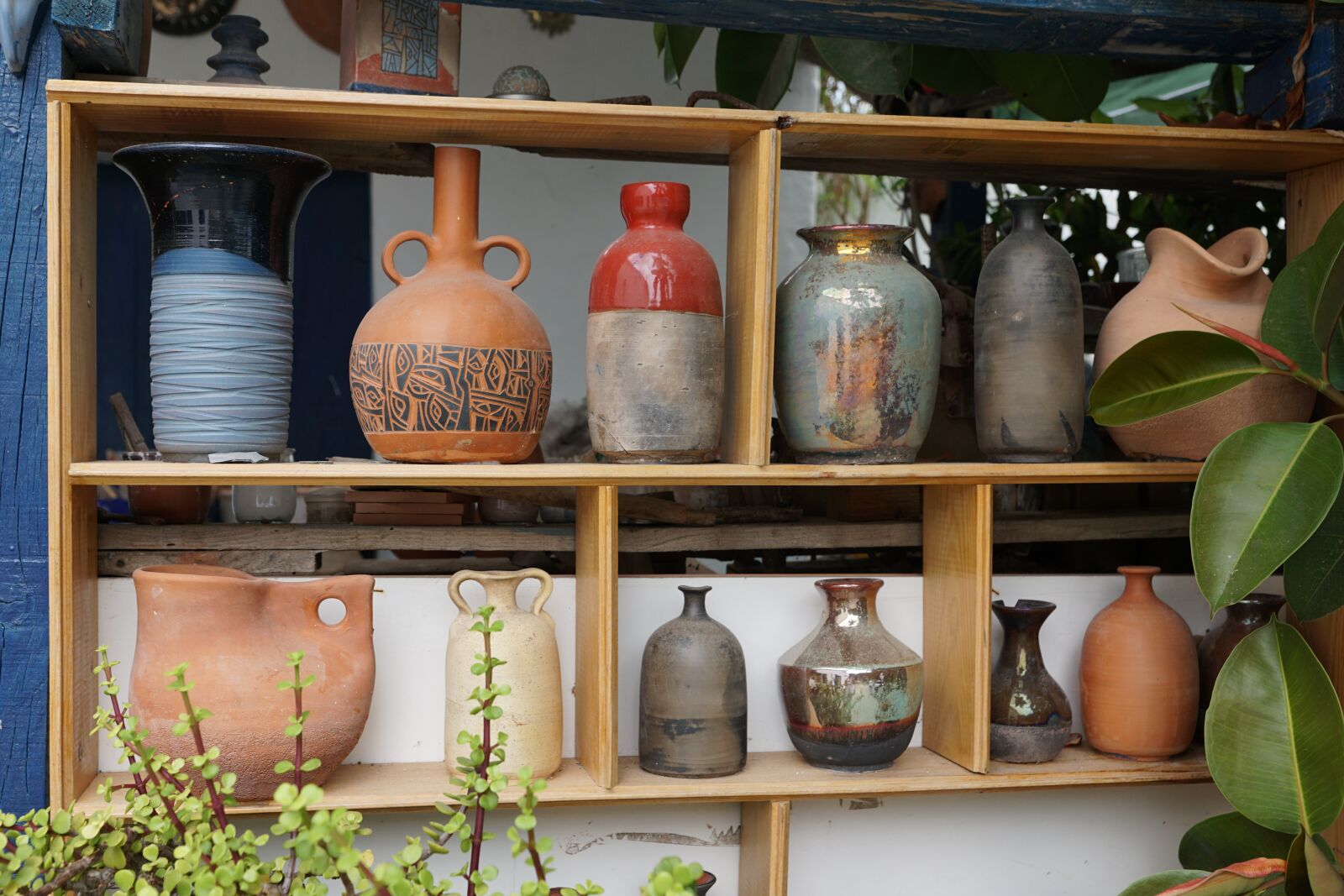 Sony ILCA-77M2 sample photo. Pot, vase, art photography