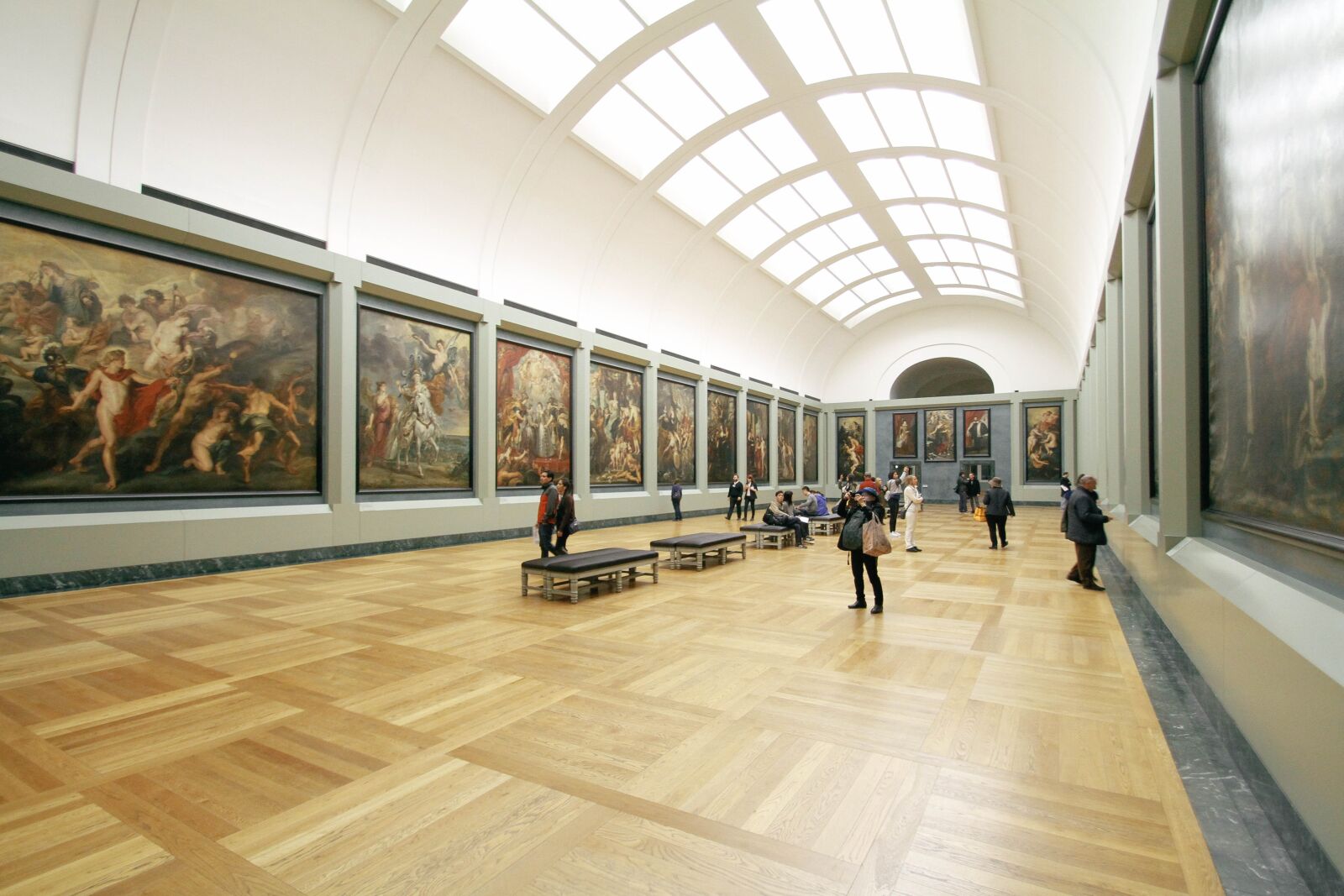 Canon EOS 7D sample photo. People, museum, art photography