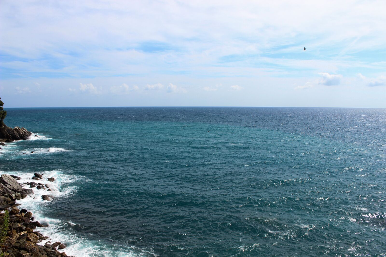 Canon EOS 600D (Rebel EOS T3i / EOS Kiss X5) sample photo. Water, sea, blue photography