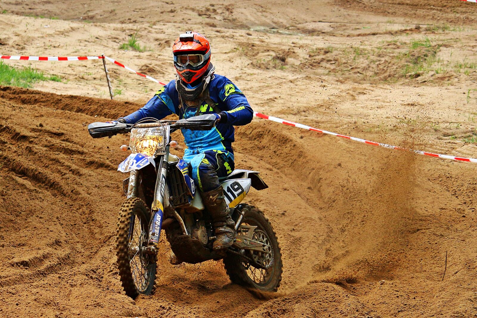 Canon EOS 100D (EOS Rebel SL1 / EOS Kiss X7) sample photo. Motocross, enduro, cross photography