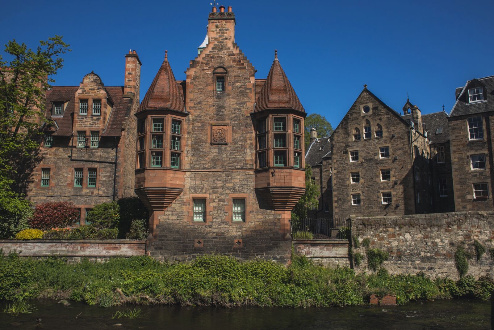 Canon EOS 6D + Canon EF 28mm F1.8 USM sample photo. Dean village, edinburgh, scotland photography