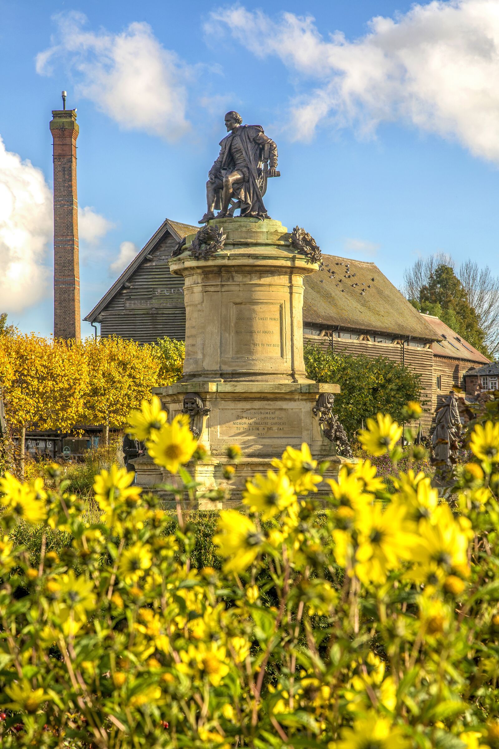 Canon EF 24-105mm F4L IS USM sample photo. Stratford upon avon, shakespeare photography