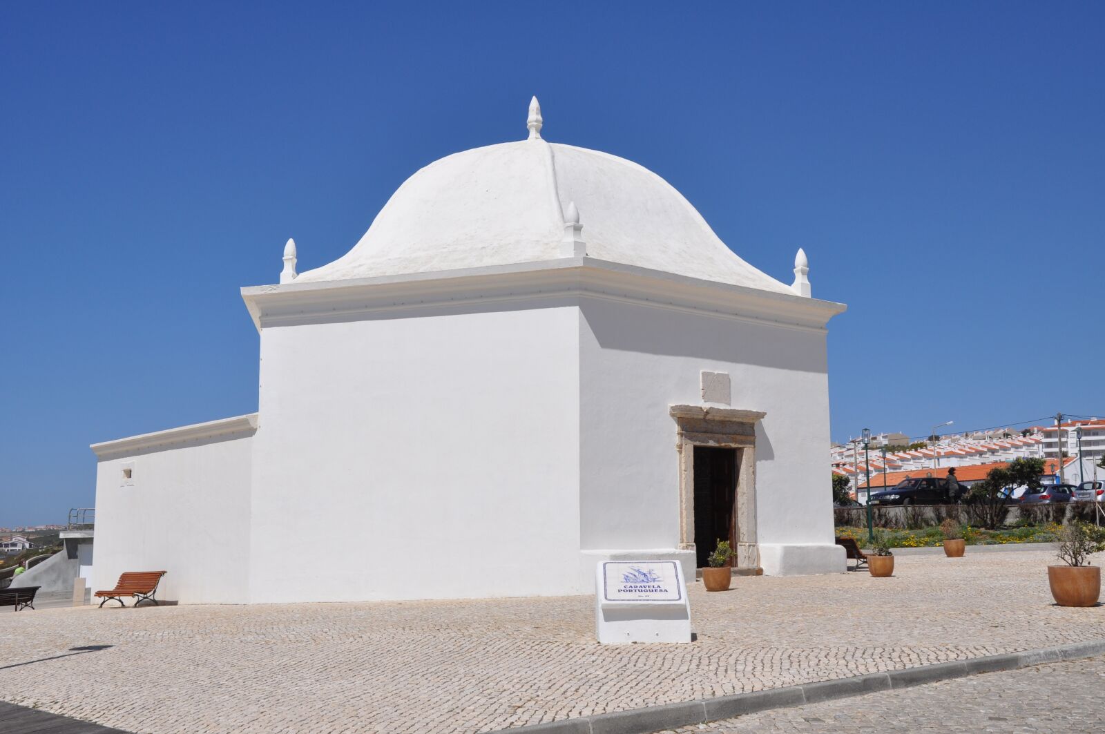 Nikon D90 sample photo. Ericeira, chapel, monument photography