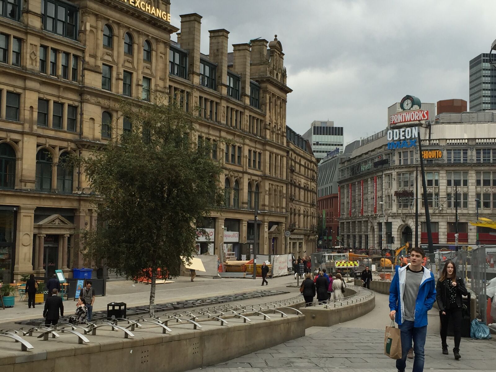 iPhone 6 back camera 4.15mm f/2.2 sample photo. Birmingham, colmorerow, victoriasquare photography