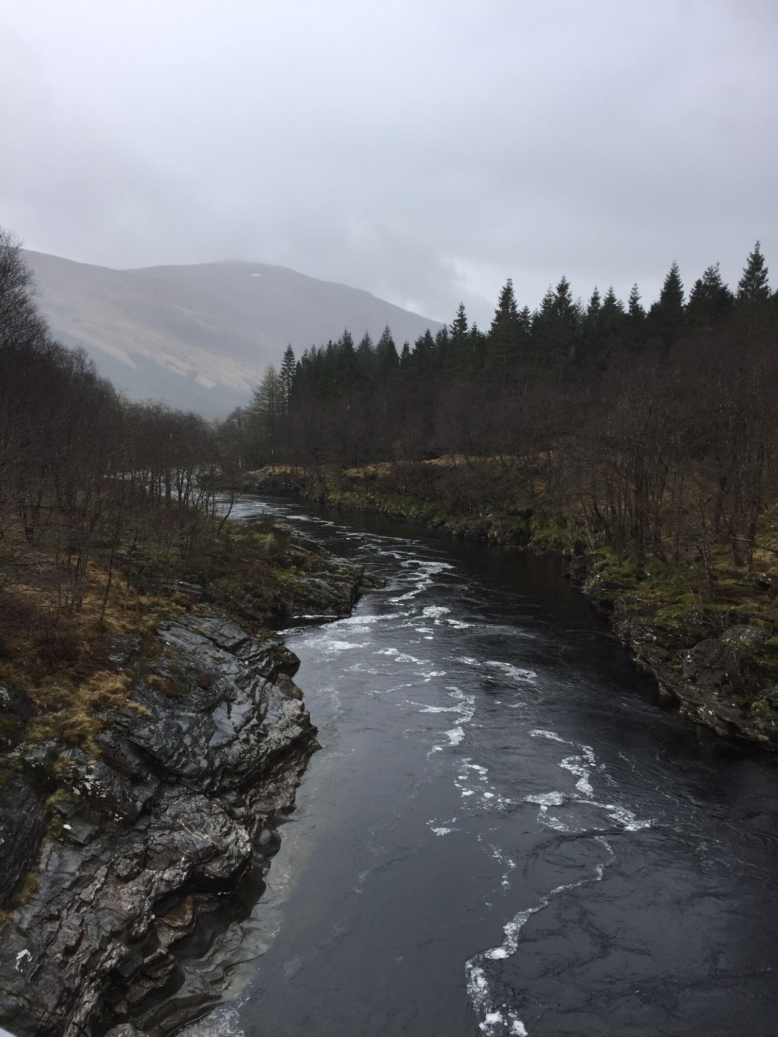 iPhone 6 back camera 4.15mm f/2.2 sample photo. Scotland, river, landscape photography