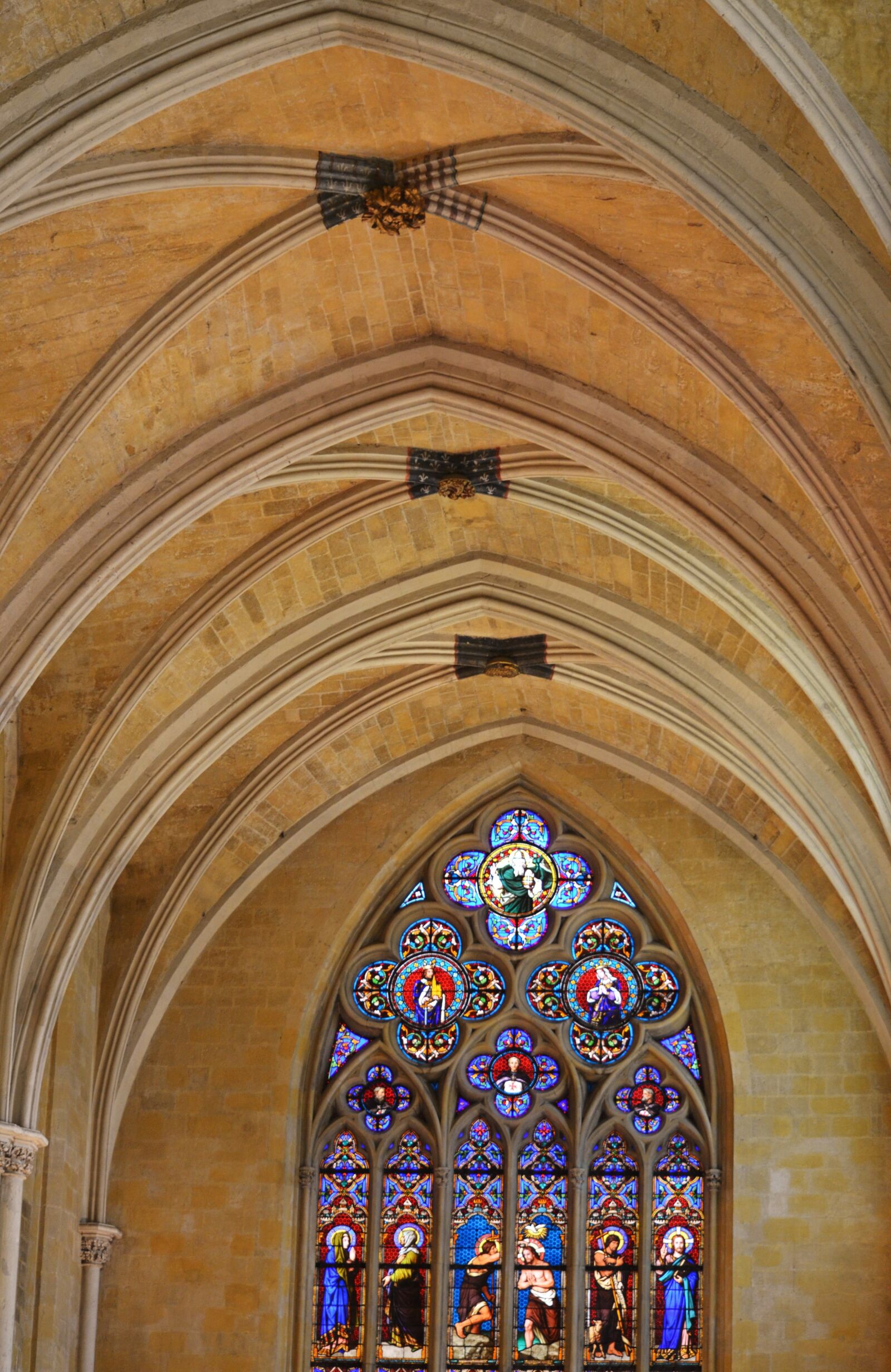 Nikon D5100 sample photo. Cathedral, stained glass window photography