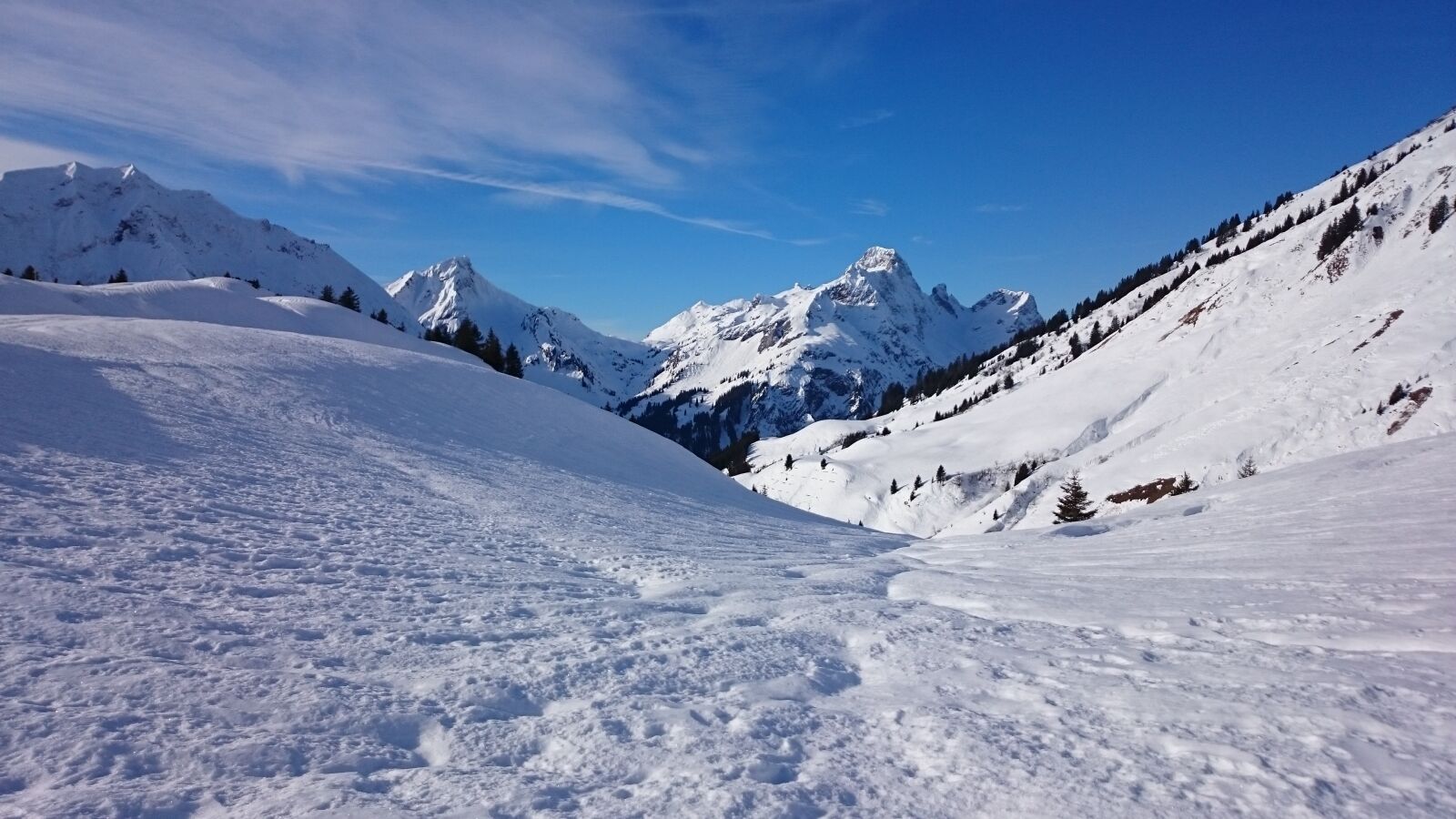 Sony Xperia Z1 Compact sample photo. Winter, snow, cold photography