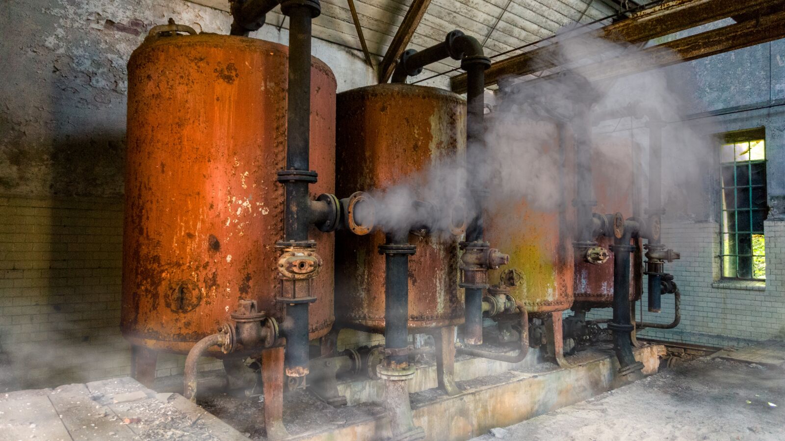 Sony Alpha a5000 (ILCE 5000) sample photo. Boiler, steam, pipeline photography