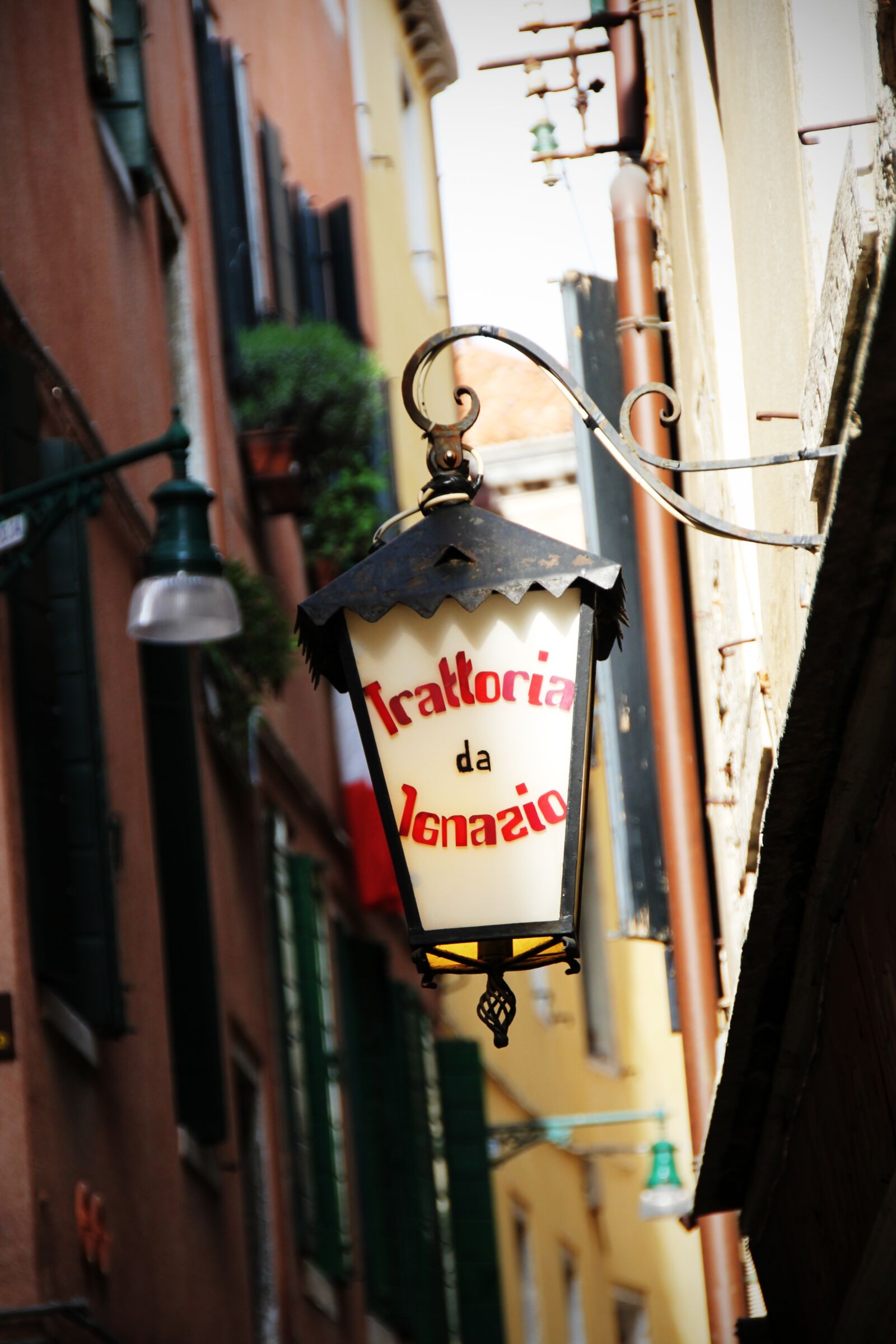 Canon EOS 60D sample photo. Trattoria, ignazio, restaurant photography