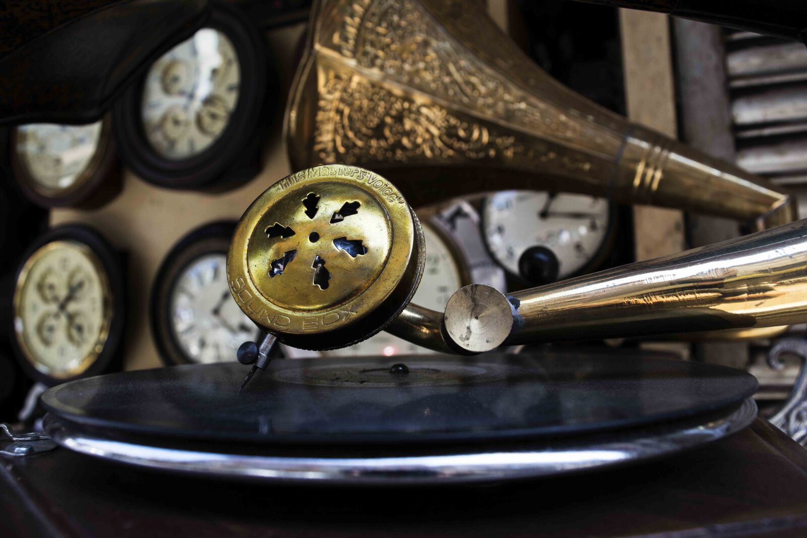 Nikon D5200 sample photo. Gramophone, vintage, music photography