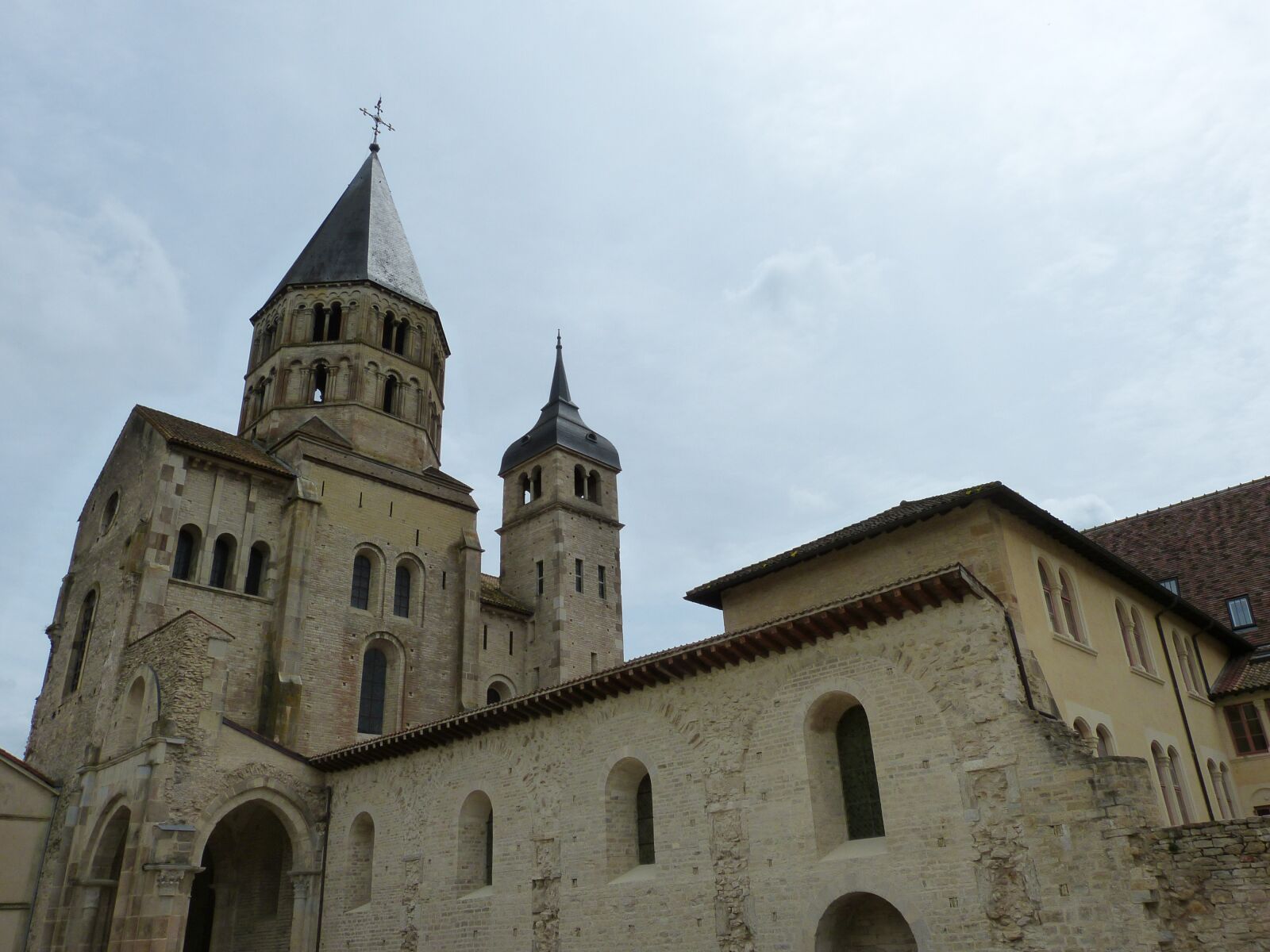 Panasonic Lumix DMC-FZ150 sample photo. Cluny, monastery, abbey photography