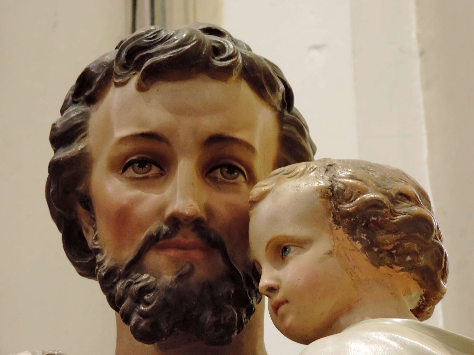 Nikon Coolpix P520 sample photo. Baby, man, religious, sculpture photography
