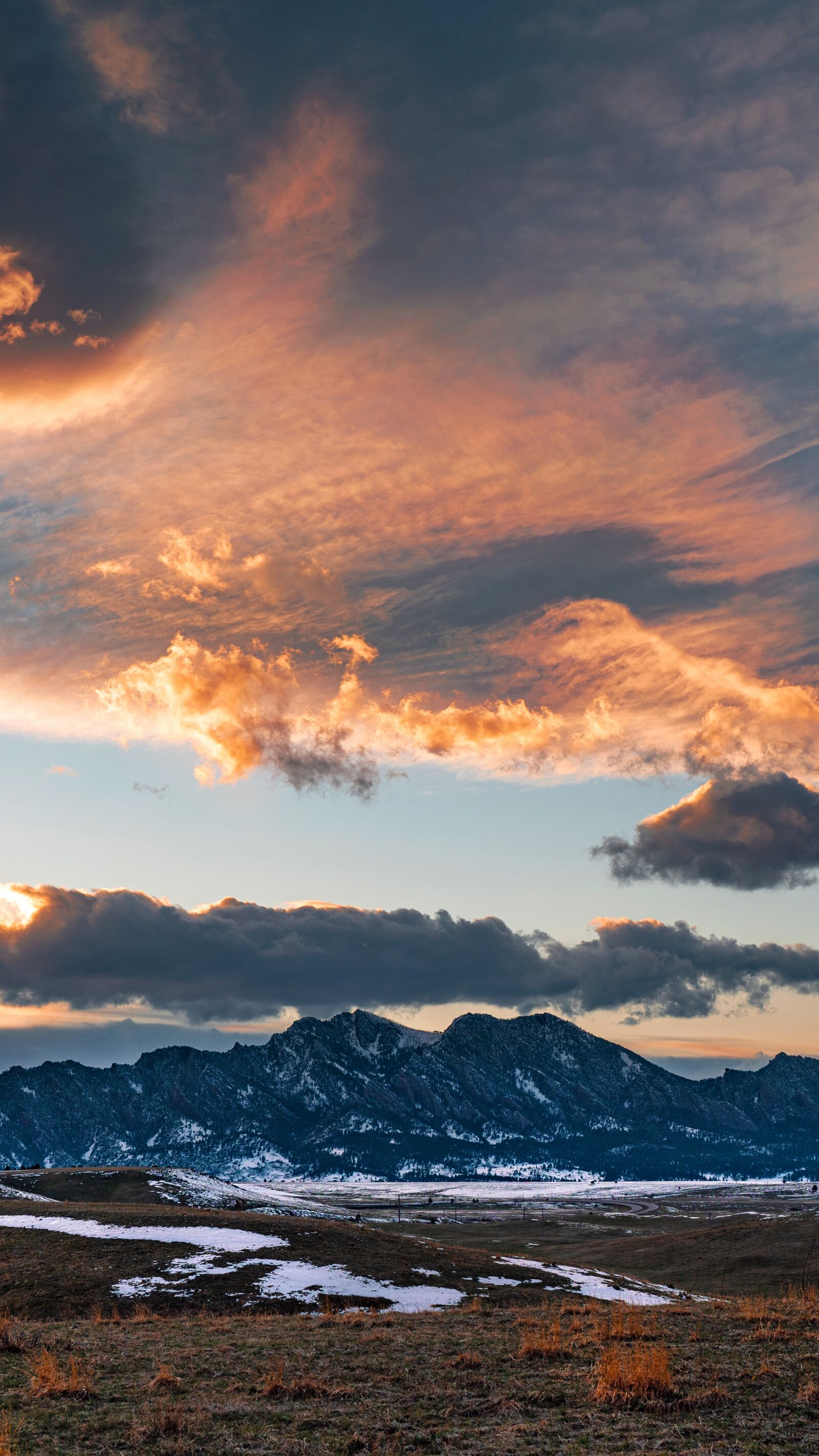 Sony a7R III sample photo. Mountains, sunset, clouds photography