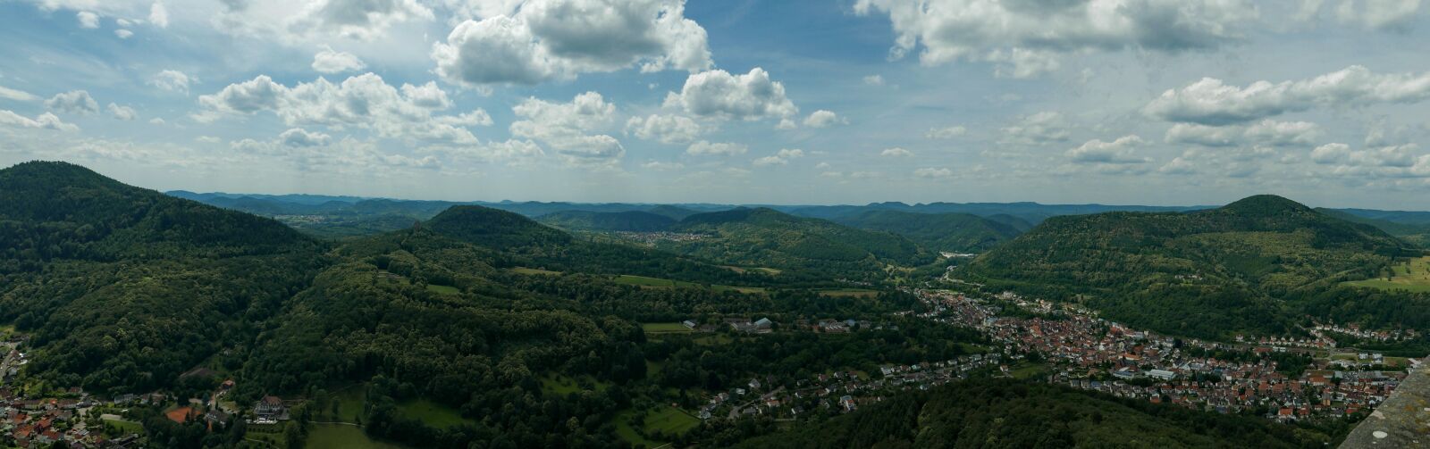 Panasonic Lumix DMC-LX100 sample photo. Palatinate, trifels, annweiler photography