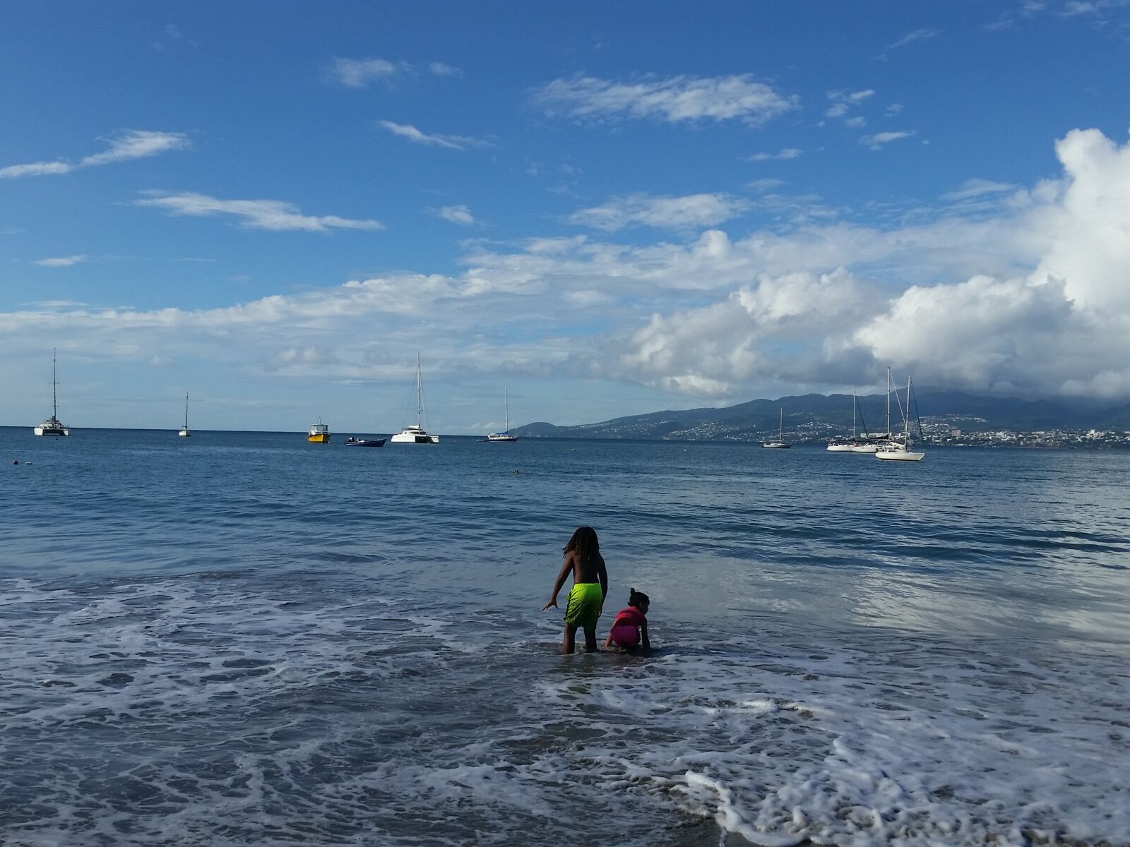 Samsung Galaxy S5 sample photo. Beach, caribbean, shoreline photography
