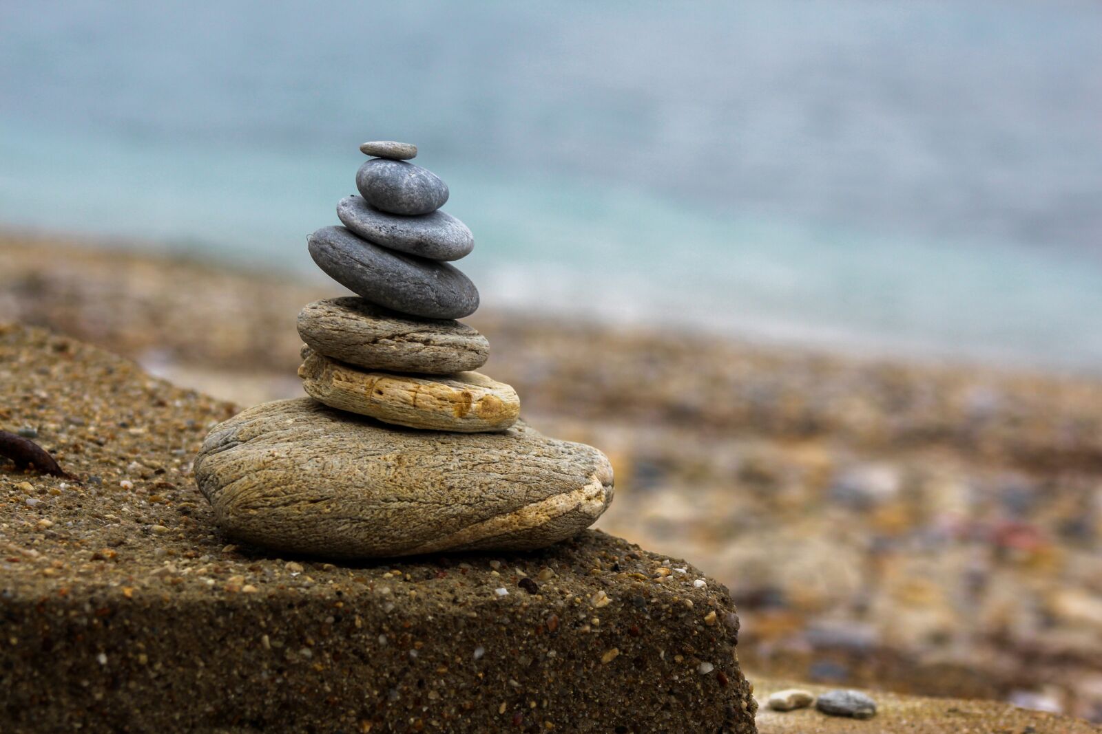 Canon EOS 650D (EOS Rebel T4i / EOS Kiss X6i) sample photo. Stone, beach, marine photography