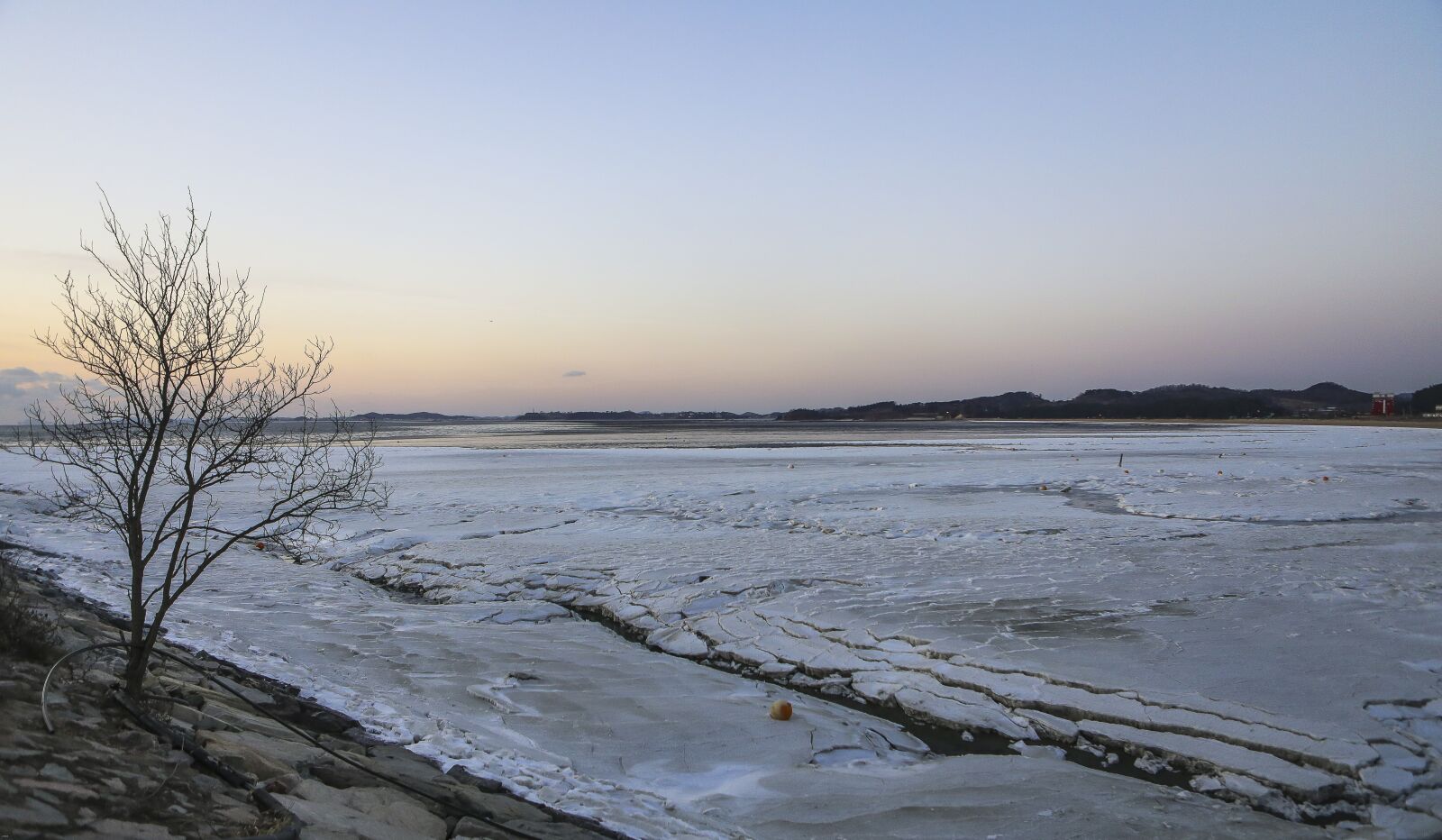 Canon EOS 5D Mark IV sample photo. Nature, winter, winter sea photography