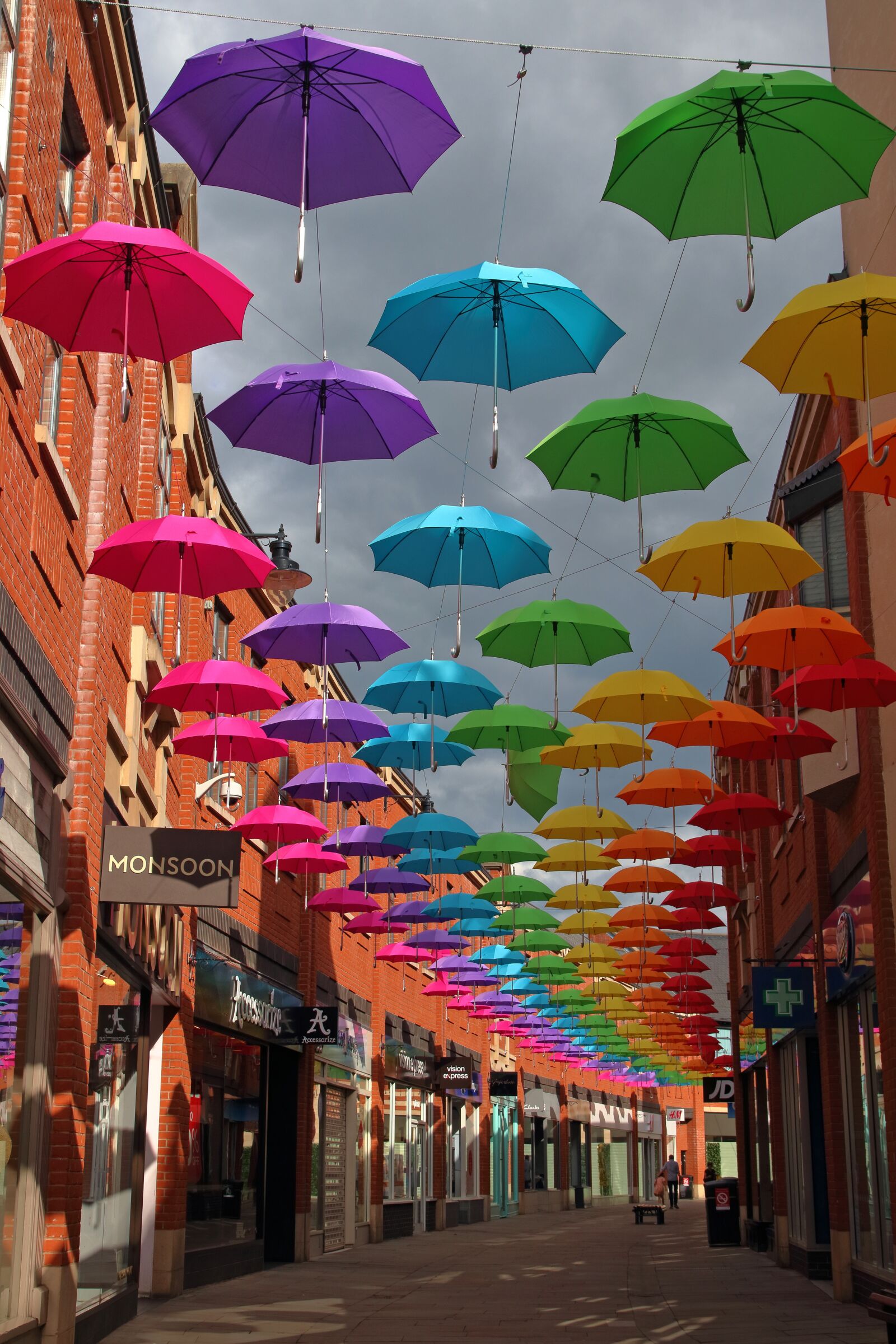 Canon EOS 80D sample photo. Durham, modern art, umbrellas photography
