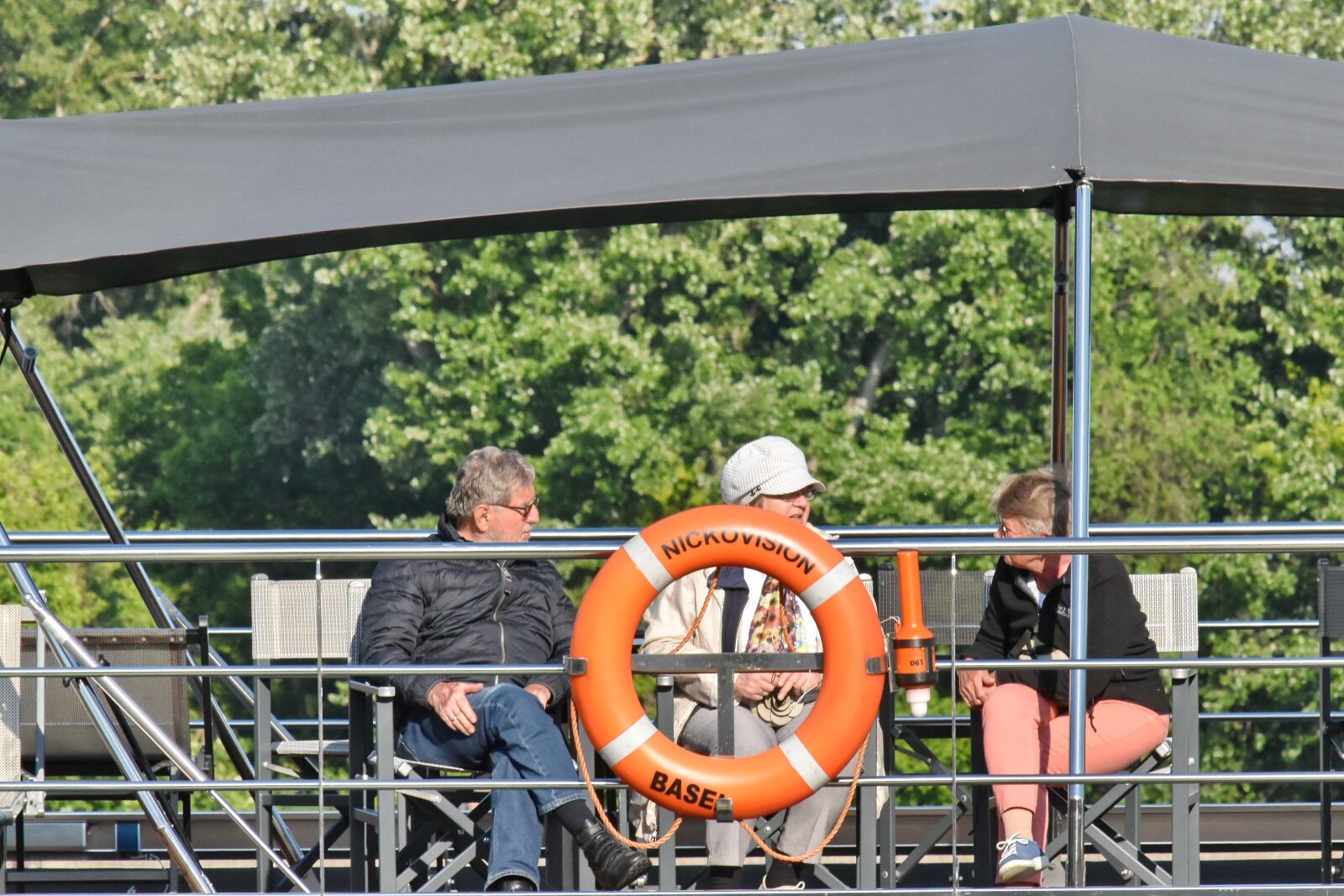 Nikon D5500 sample photo. Conversion, cruise ship, people photography