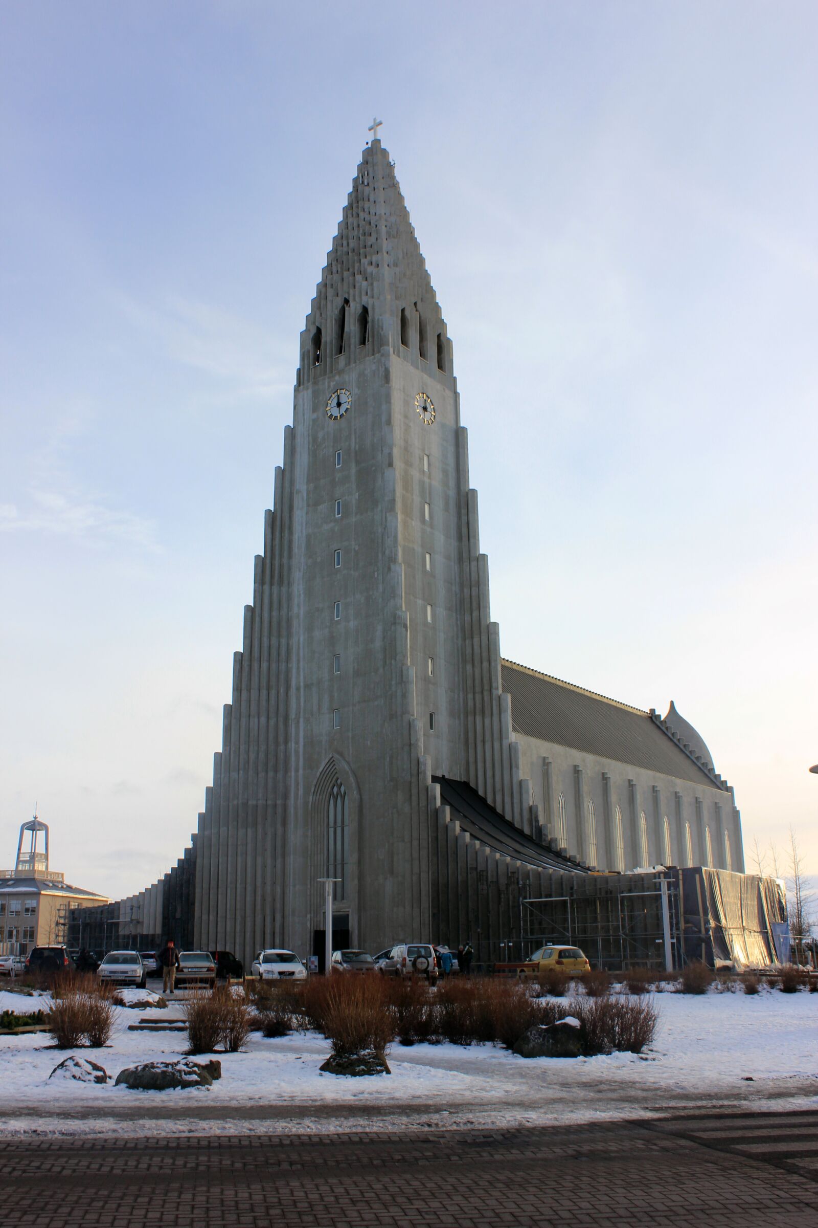 Canon EOS 550D (EOS Rebel T2i / EOS Kiss X4) sample photo. Church, iceland, snow photography
