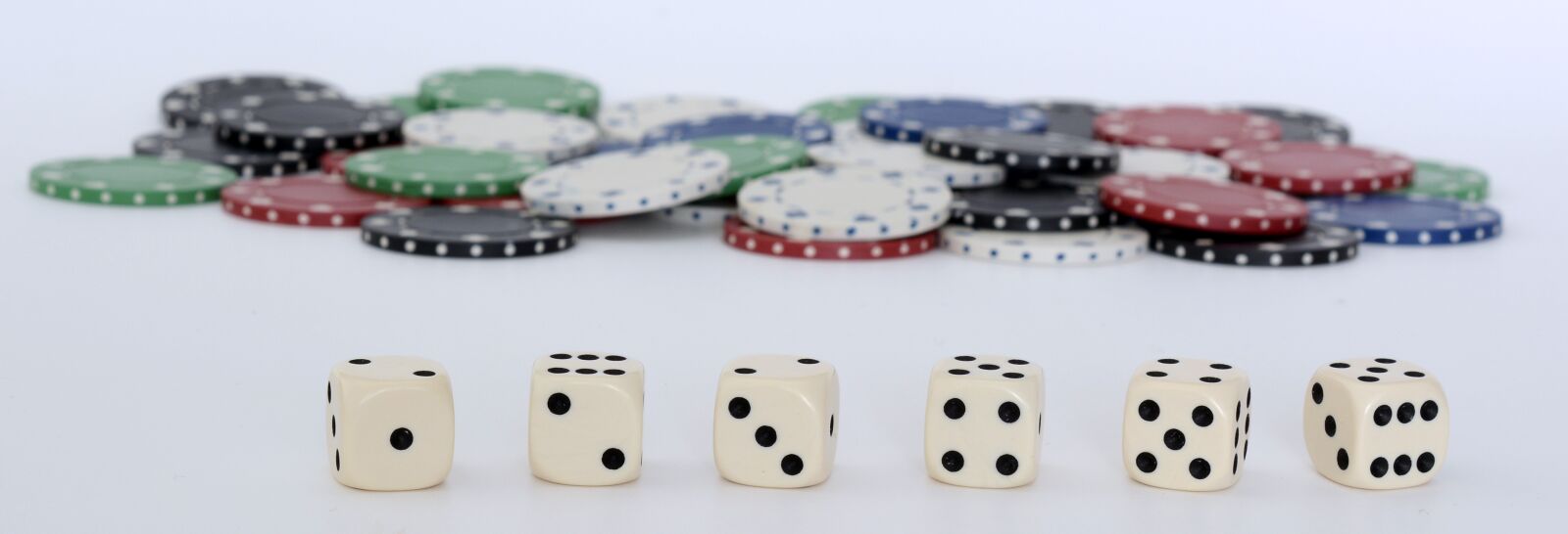 Nikon D7100 sample photo. Cube, gambling, sweepstakes photography