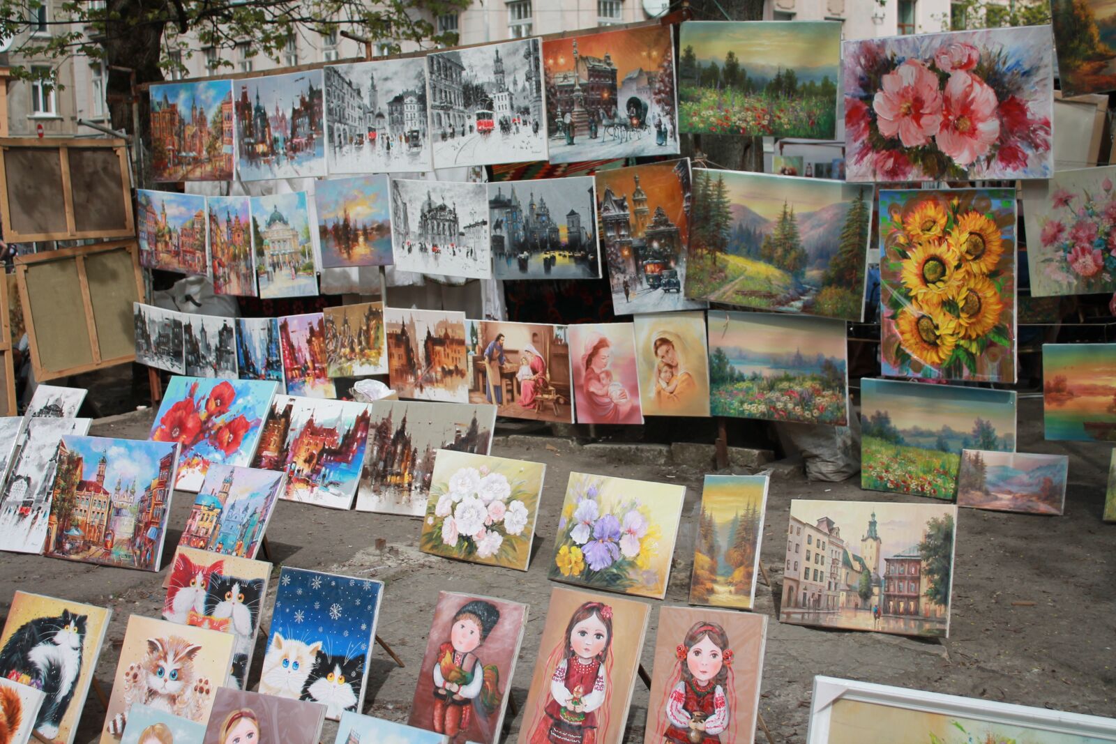 Canon EOS 1100D (EOS Rebel T3 / EOS Kiss X50) sample photo. Market, vernissage, ukraine photography