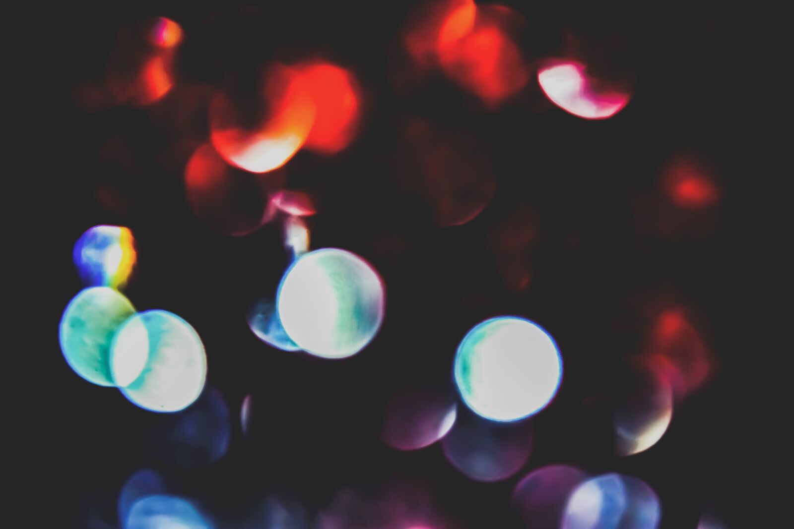 Nikon D3300 sample photo. Lights, blur, glitter photography
