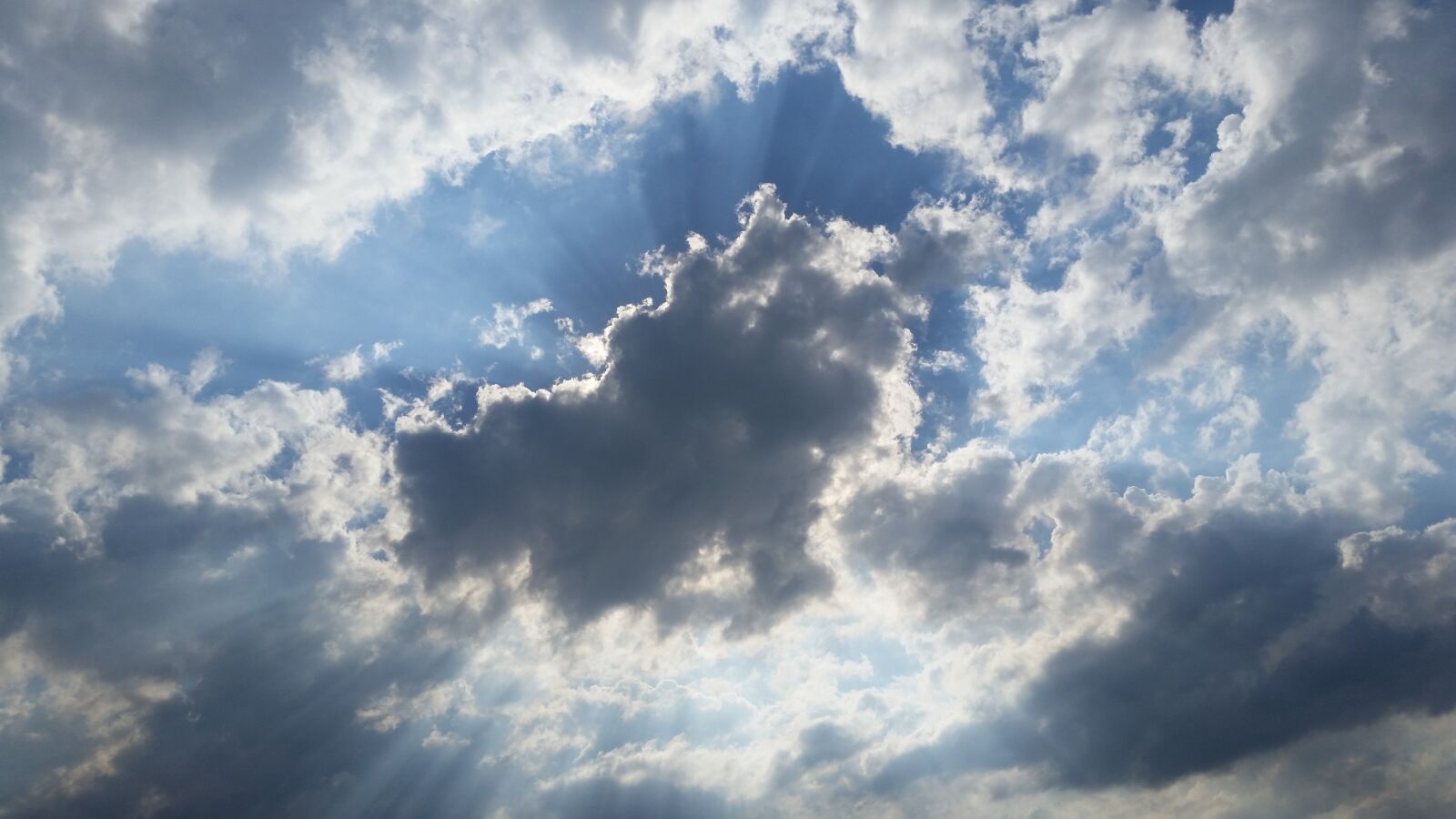 Samsung Galaxy S5 sample photo. Sun rays, sun, sky photography