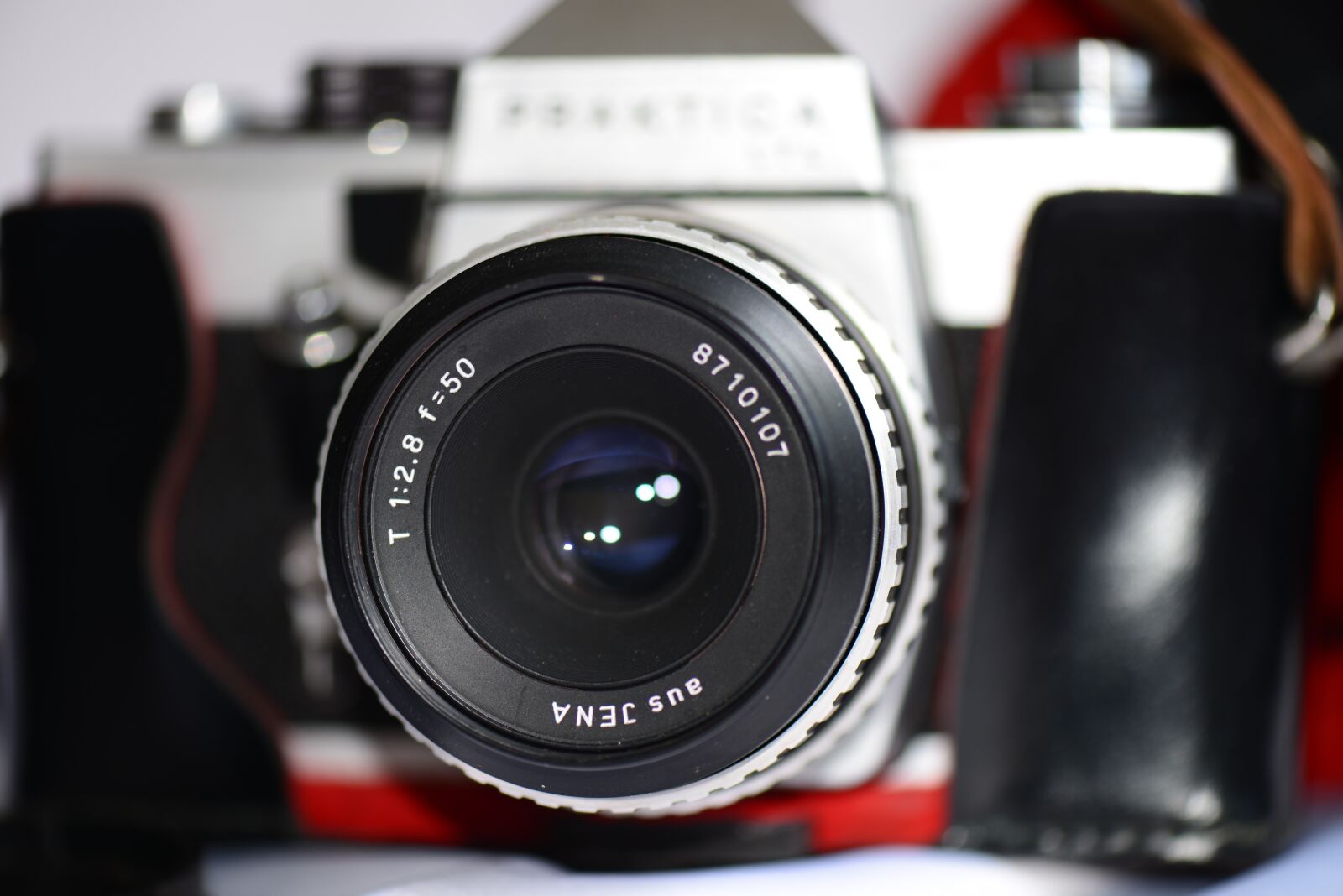 Nikon D610 sample photo. Camera, analog, nostalgia photography