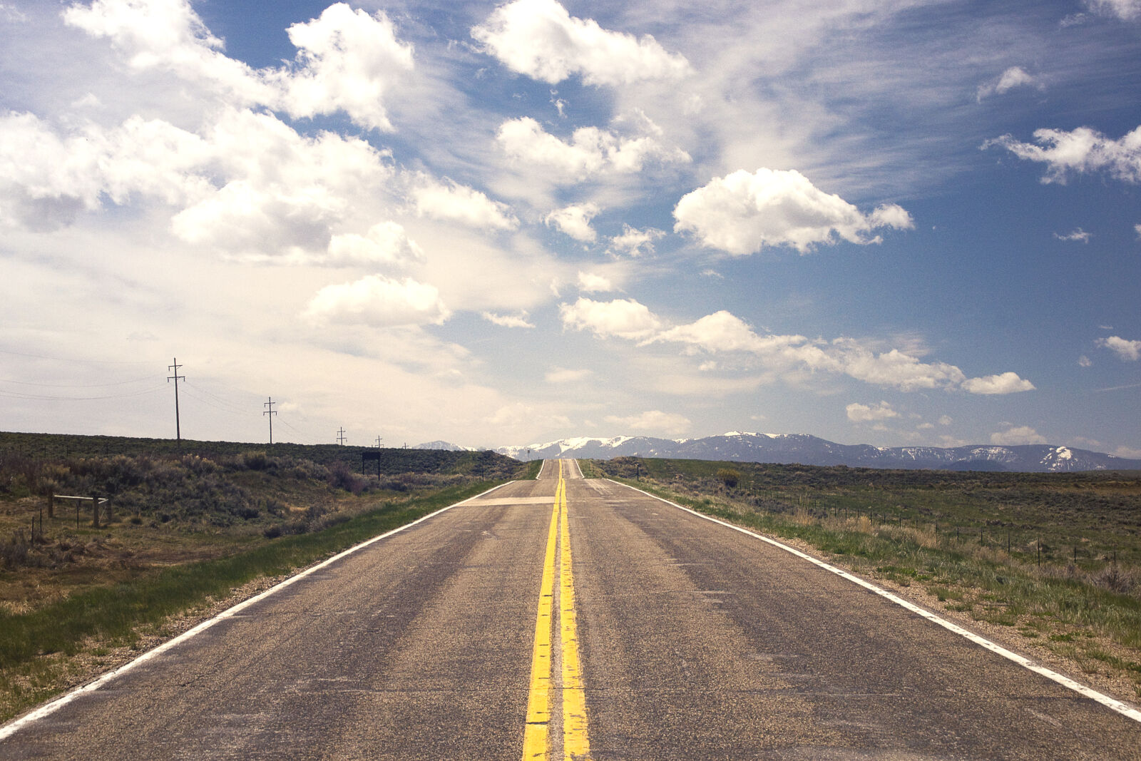 Sony Alpha DSLR-A700 sample photo. Road, sky, clouds, cloudy photography
