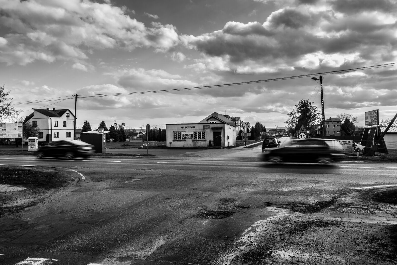 Canon EOS 7D + Tokina AT-X Pro 12-24mm F4 (IF) DX sample photo. Cars, crossroads, eastern, poland photography