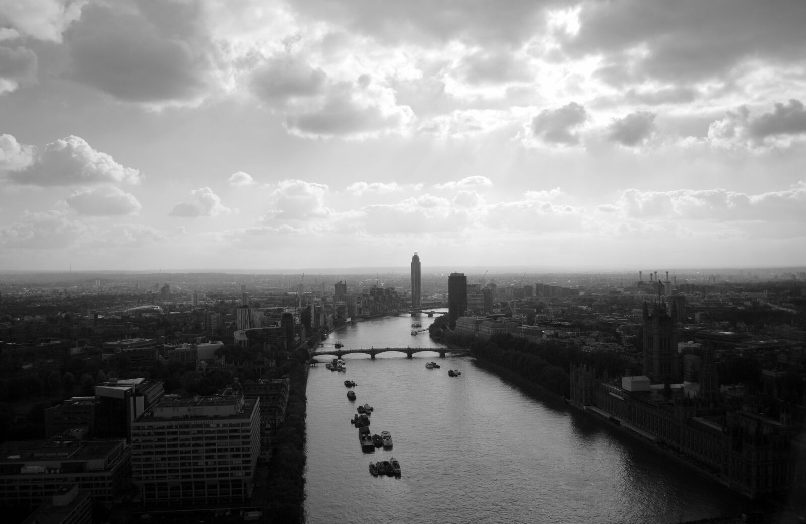 Nikon D80 sample photo. Gray, scale, city, view photography