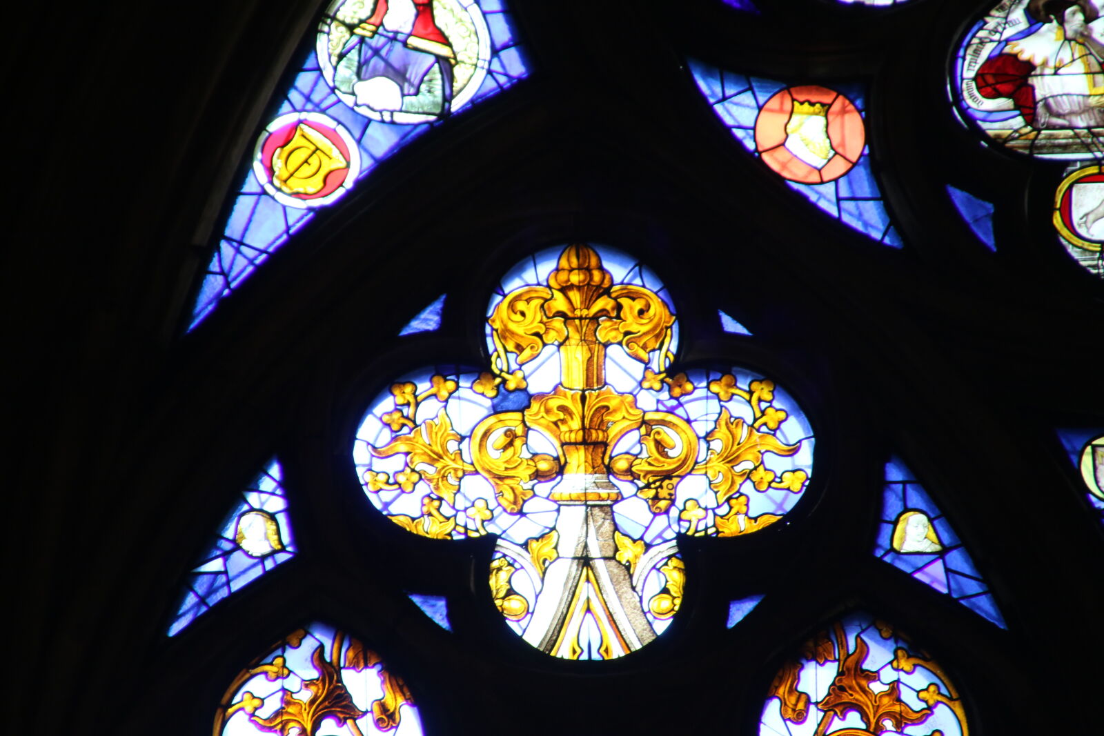 Canon EOS 7D Mark II sample photo. Blue, christ, church, cologne photography