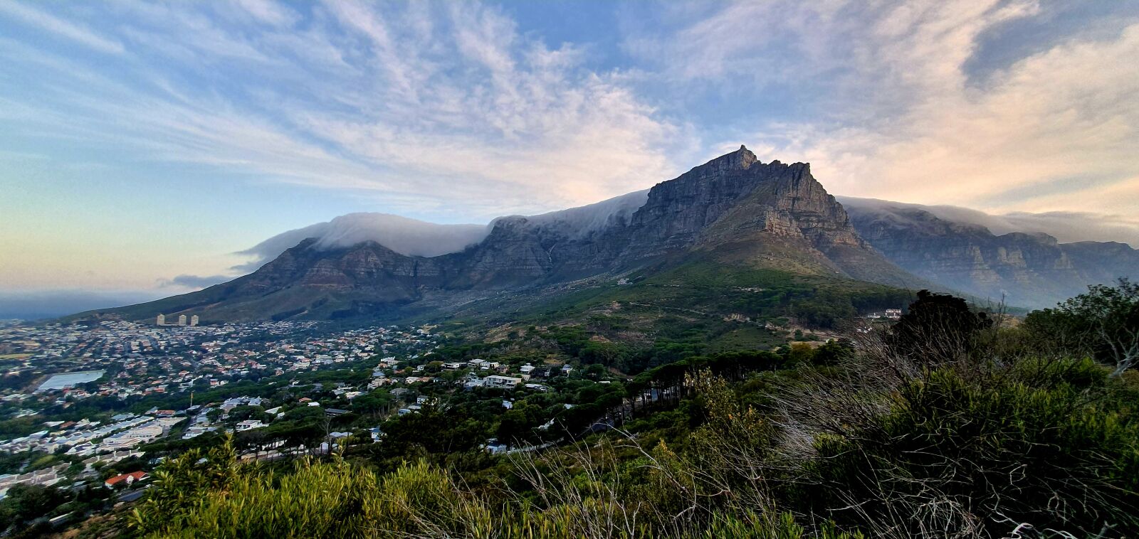 Samsung Galaxy S10+ sample photo. Table mountain, cape town photography