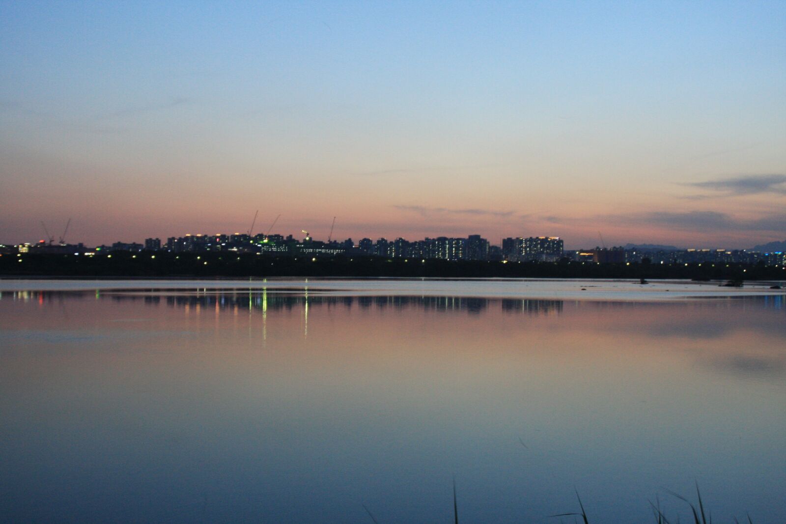 Canon EOS 40D sample photo. Glow, sky, river photography