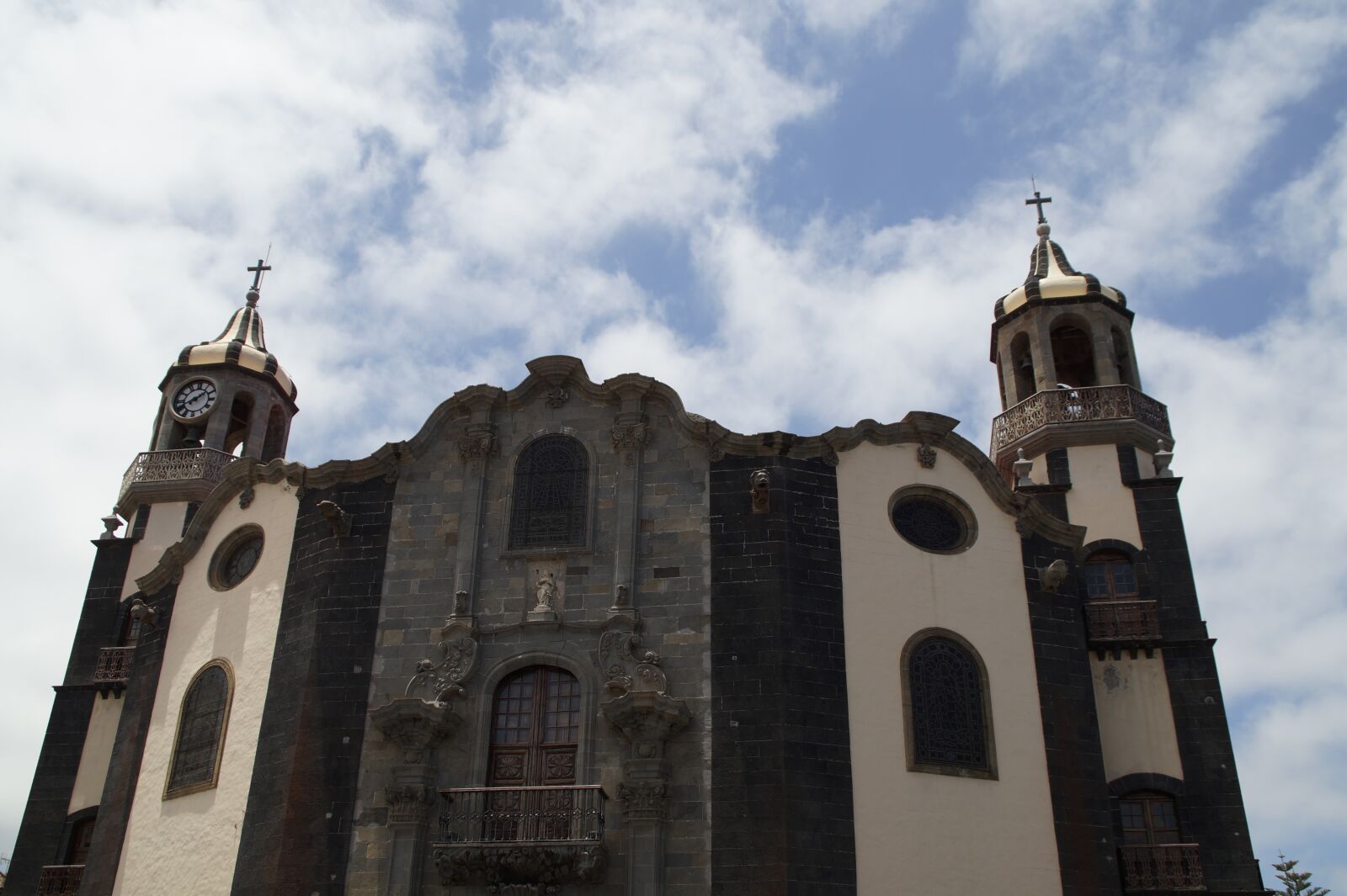 Sony SLT-A58 sample photo. Church, steeple, sky photography