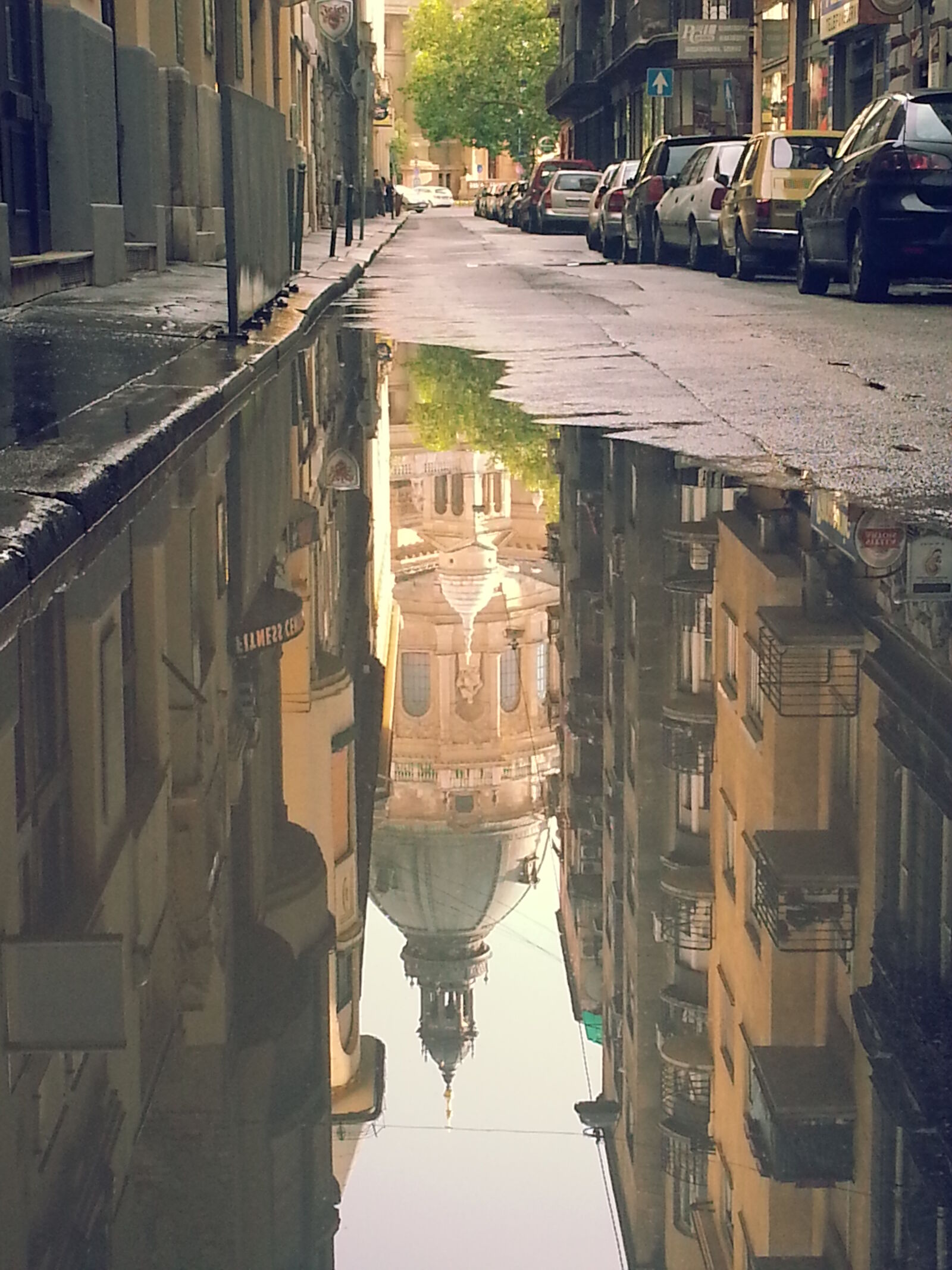 Samsung Galaxy S3 sample photo. Budapest, city, reflection, streets photography