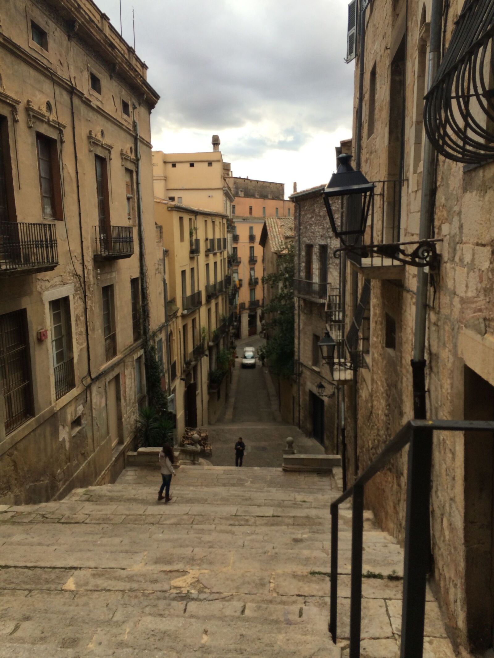 iPhone 5s back camera 4.12mm f/2.2 sample photo. Spanish street, girona, spain photography