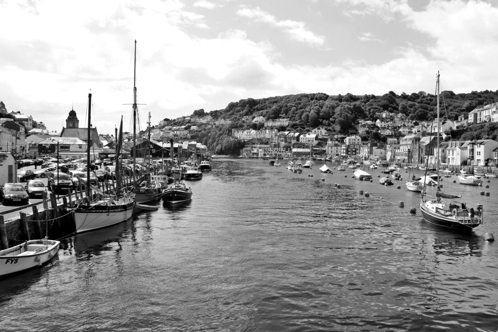 Canon EOS 1000D (EOS Digital Rebel XS / EOS Kiss F) sample photo. Seaside resort, nostalgia, port photography