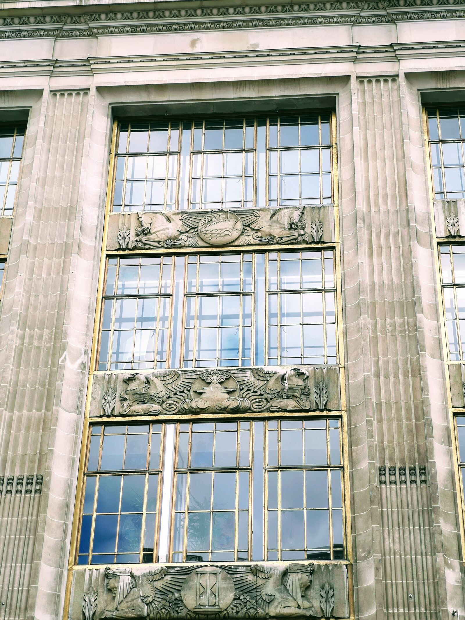 HUAWEI CLT-L09 sample photo. Architecture, building, art deco photography