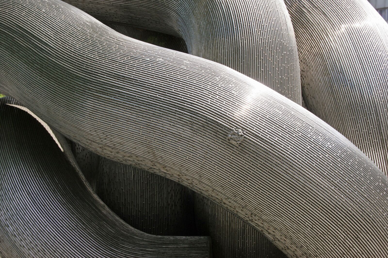 Canon EOS 20D sample photo. Sculpture, plastic, steel-plastic photography