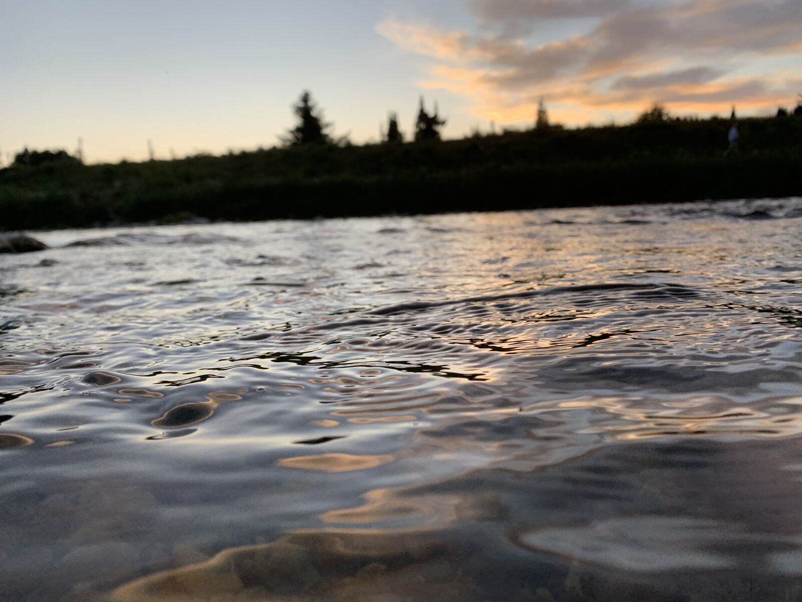 Apple iPhone XR sample photo. Water, sunset, river photography