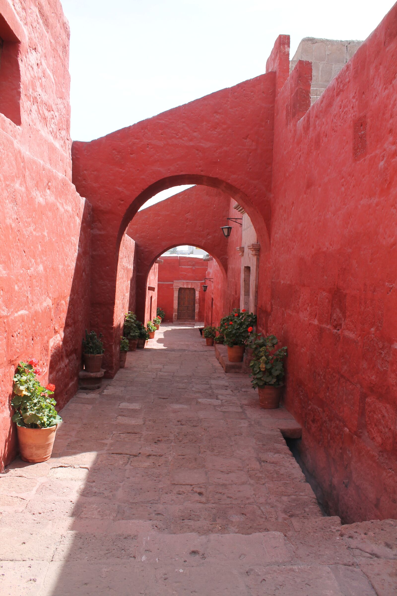 Canon EOS 1100D (EOS Rebel T3 / EOS Kiss X50) + Canon EF-S 18-55mm F3.5-5.6 IS II sample photo. Convent, peru, historic photography