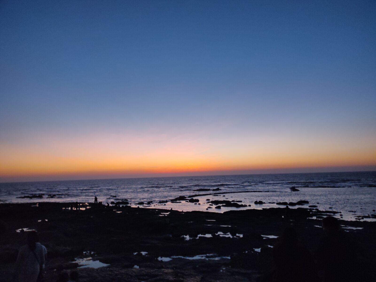 Realme XT sample photo. Bandra, sunset, sea photography