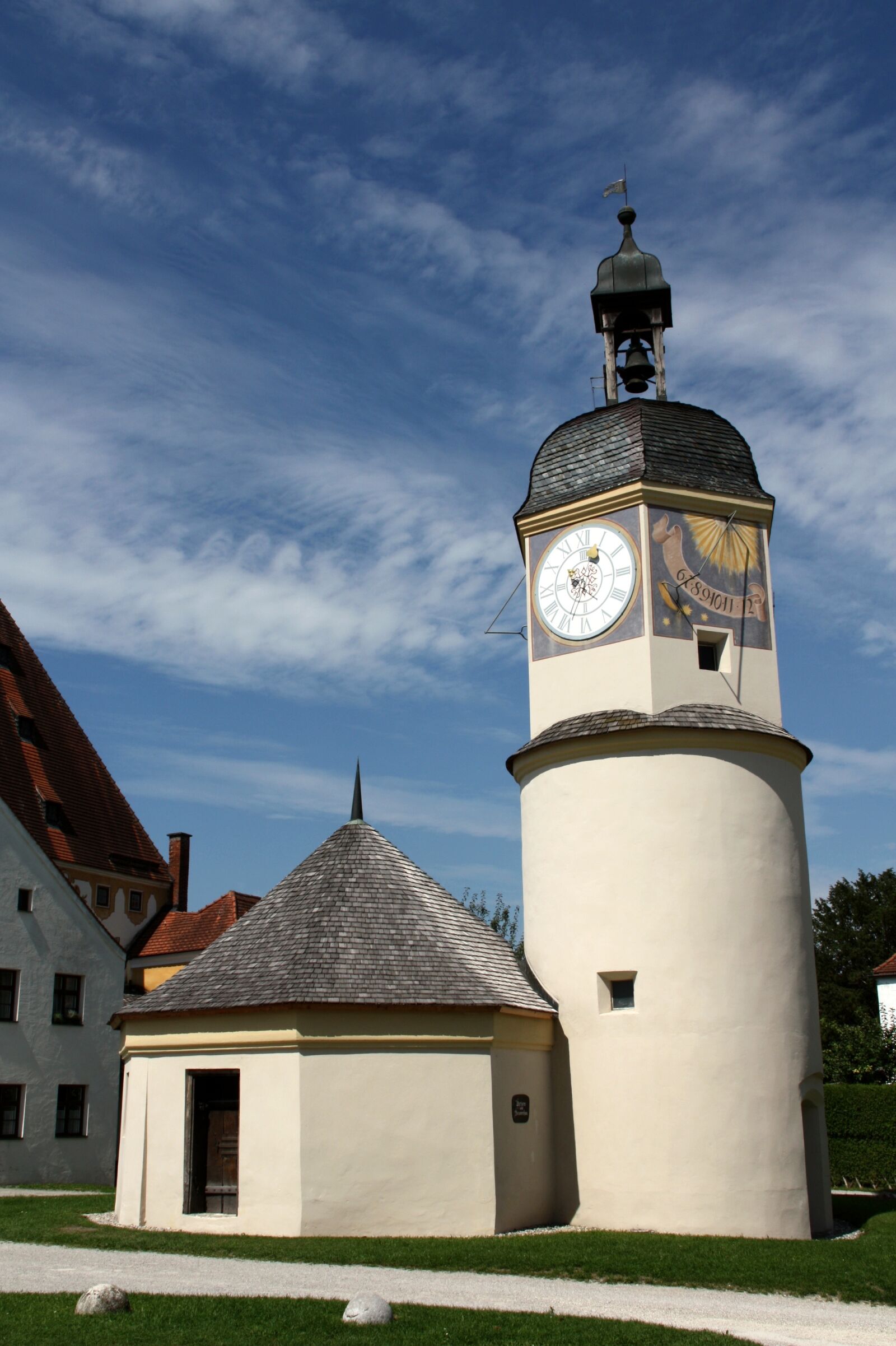 Canon EOS 450D (EOS Rebel XSi / EOS Kiss X2) sample photo. Tower, clock, architecture photography